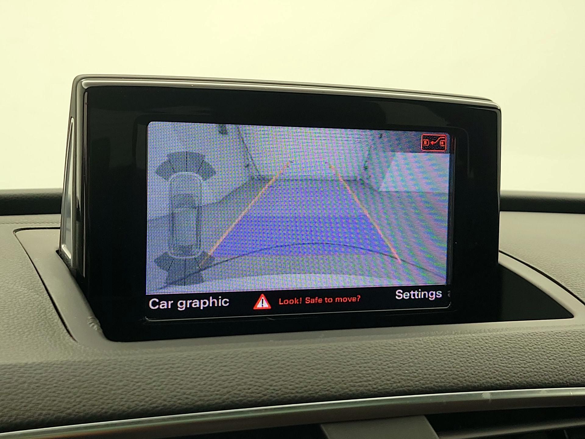 Thumbnail: 2018 Audi Q3 - 14