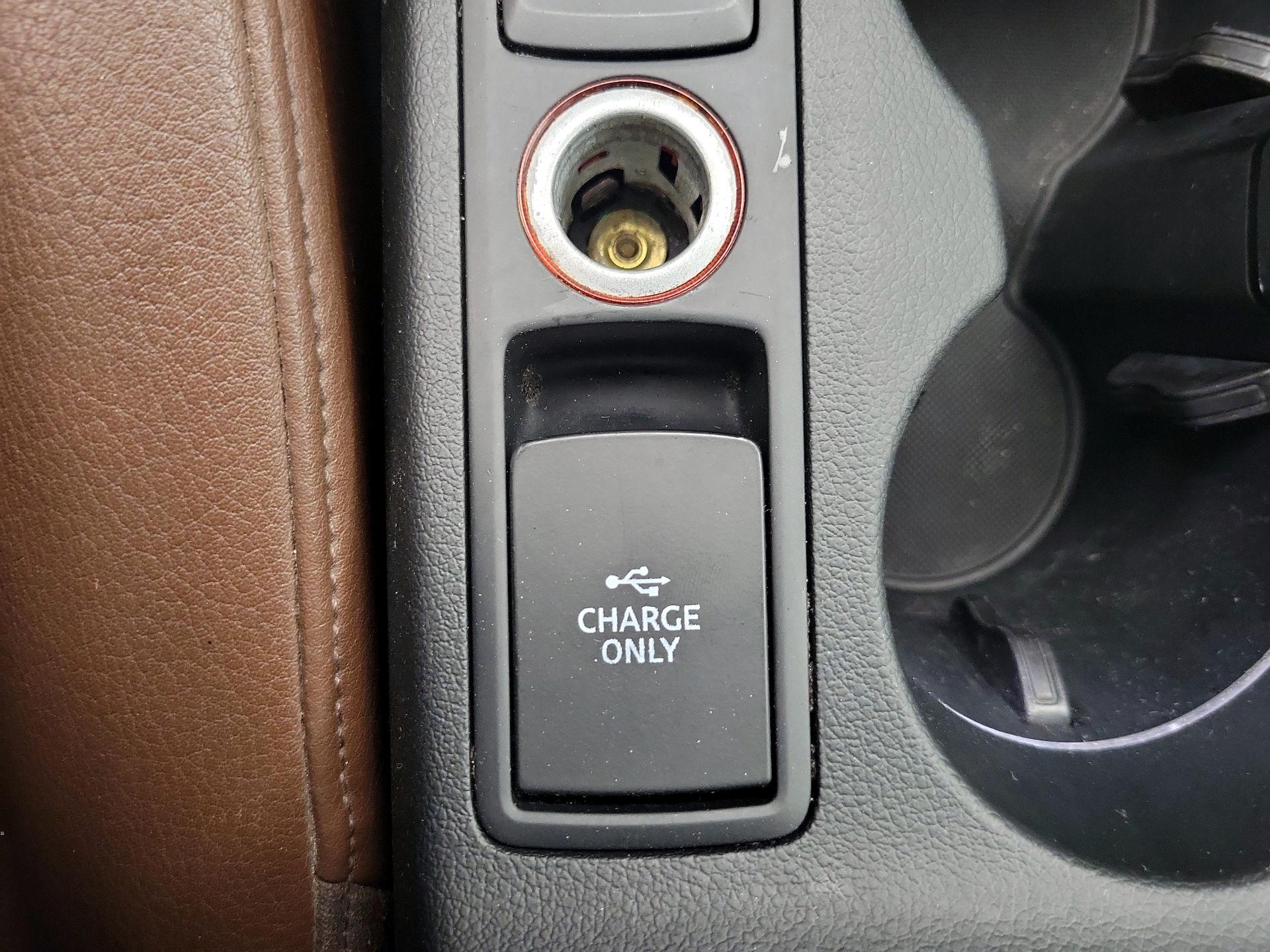 Thumbnail: 2018 Audi Q3 - 18