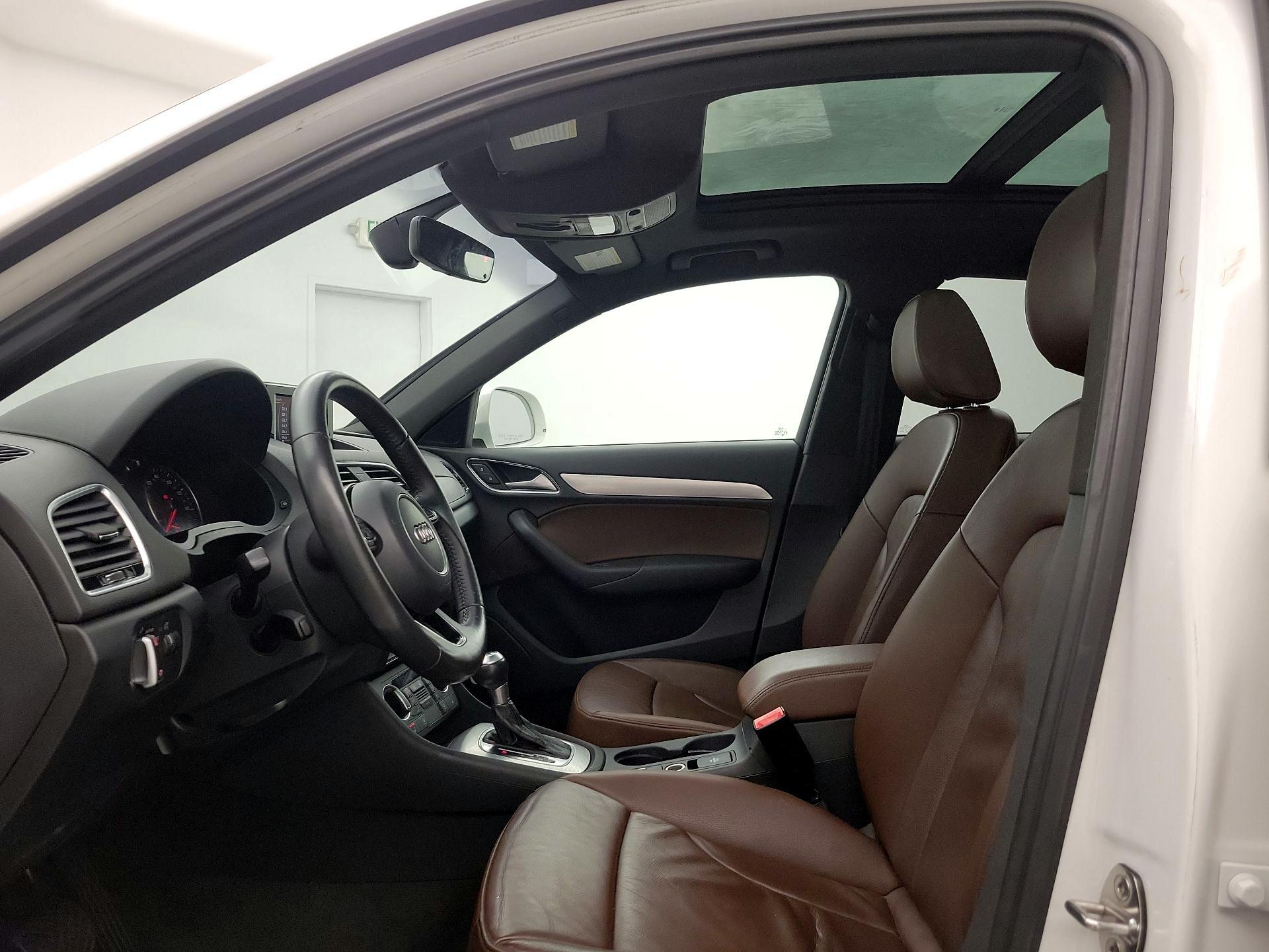 Thumbnail: 2018 Audi Q3 - 19