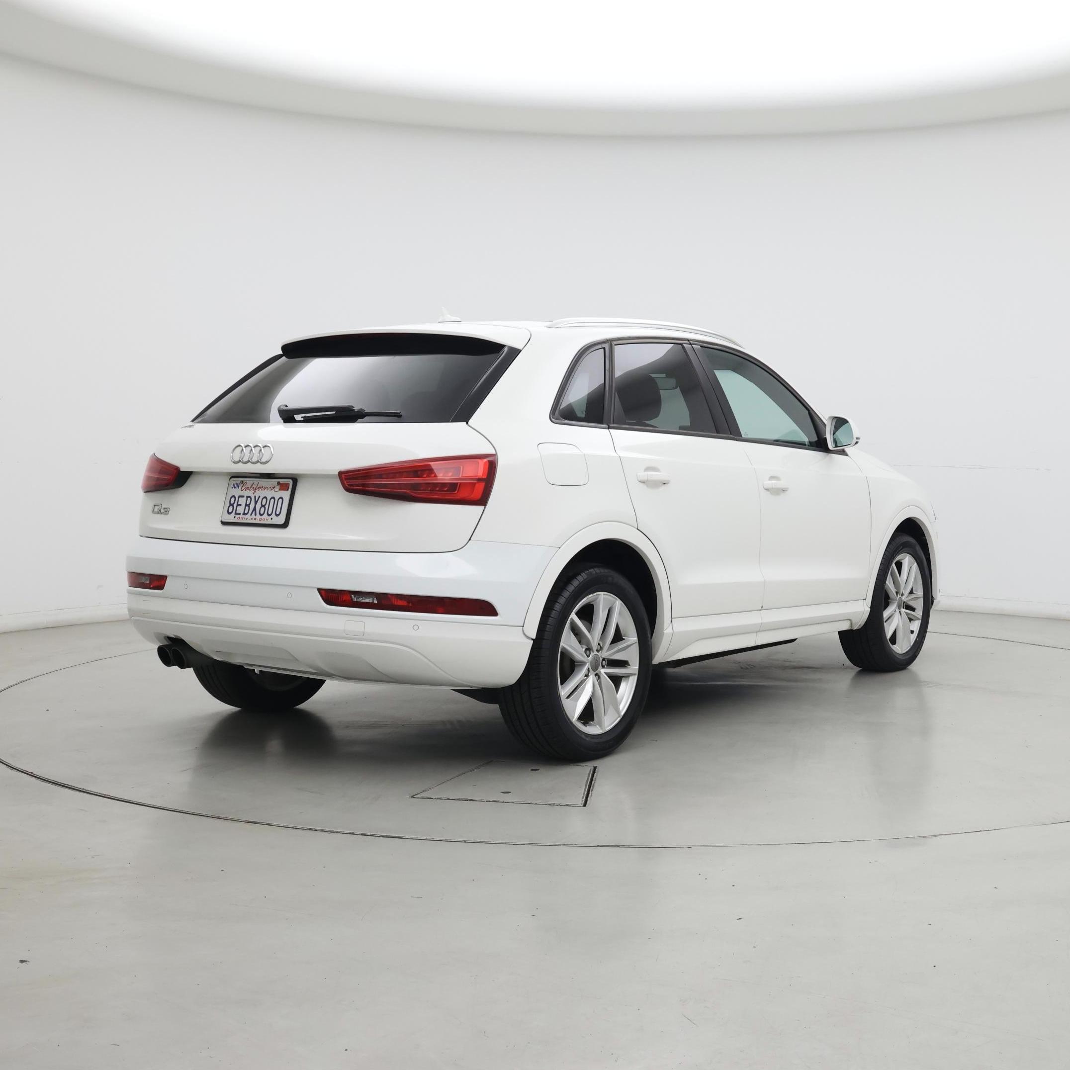 Thumbnail: 2018 Audi Q3 - 8