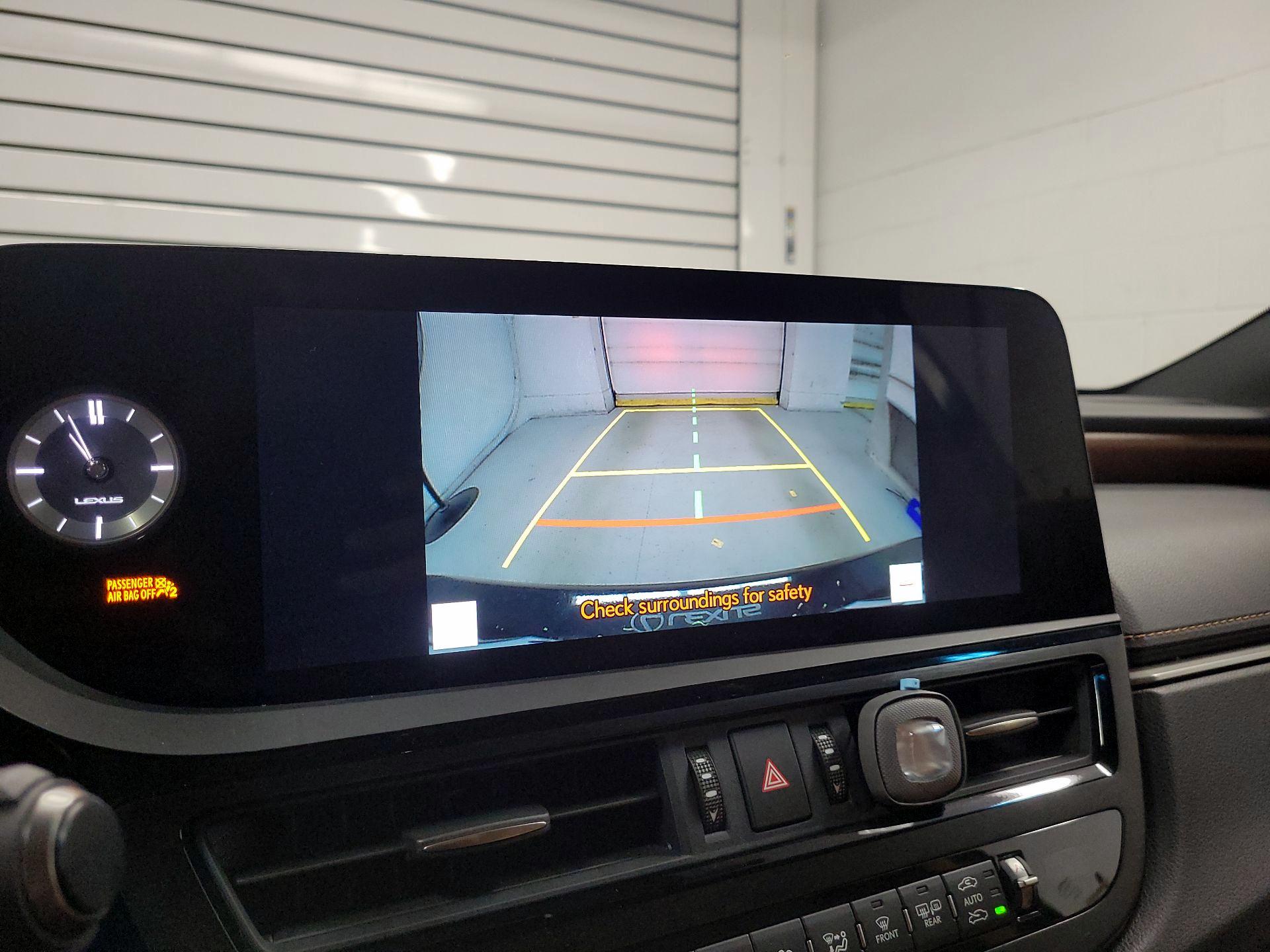 Thumbnail: 2024 Lexus ES - 13