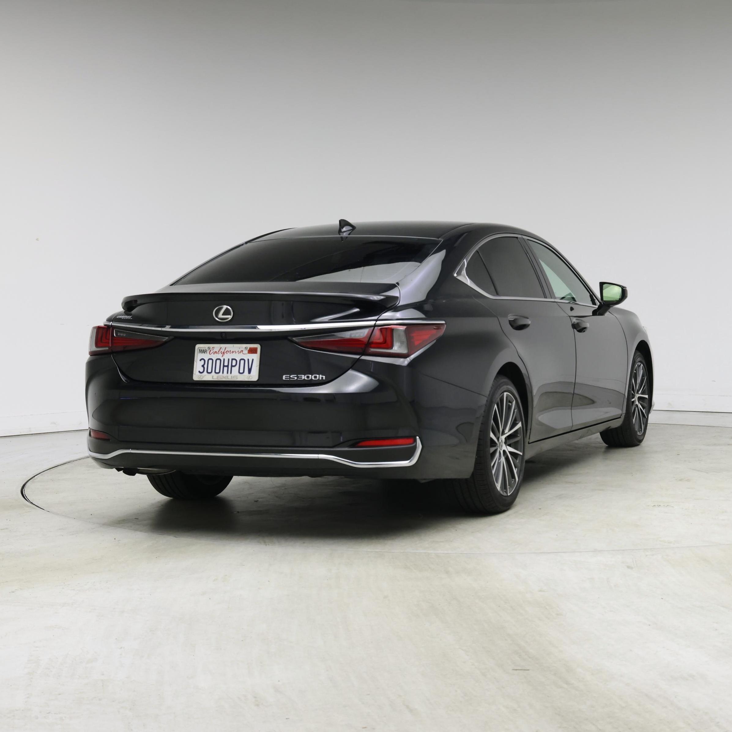 Thumbnail: 2024 Lexus ES - 8