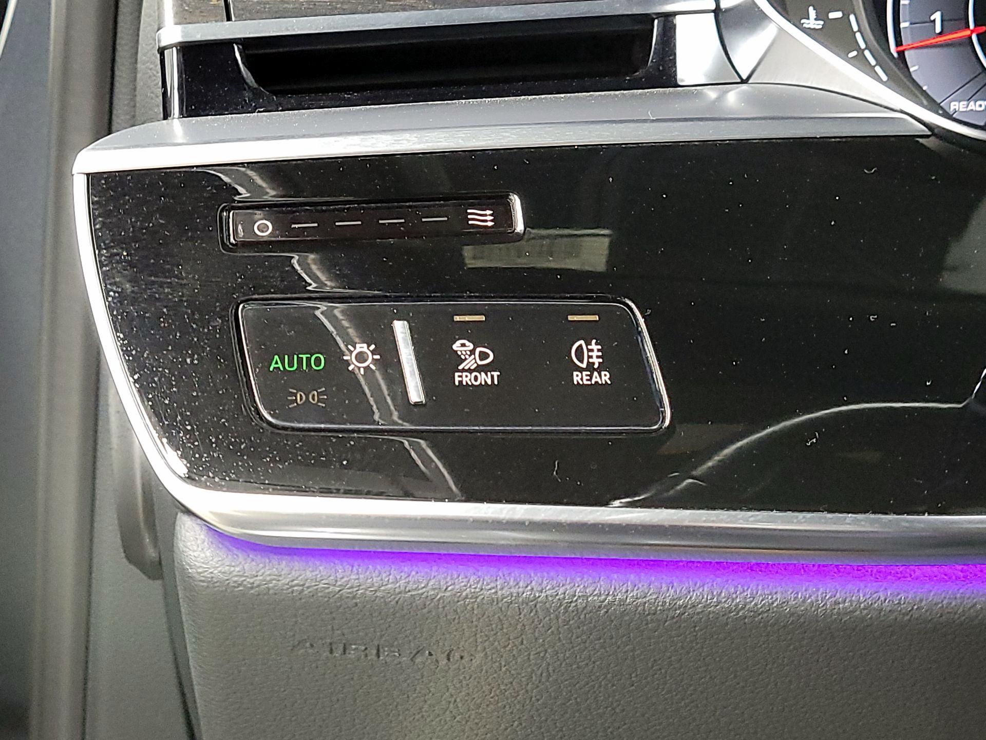 Thumbnail: 2020 Audi A8 - 13