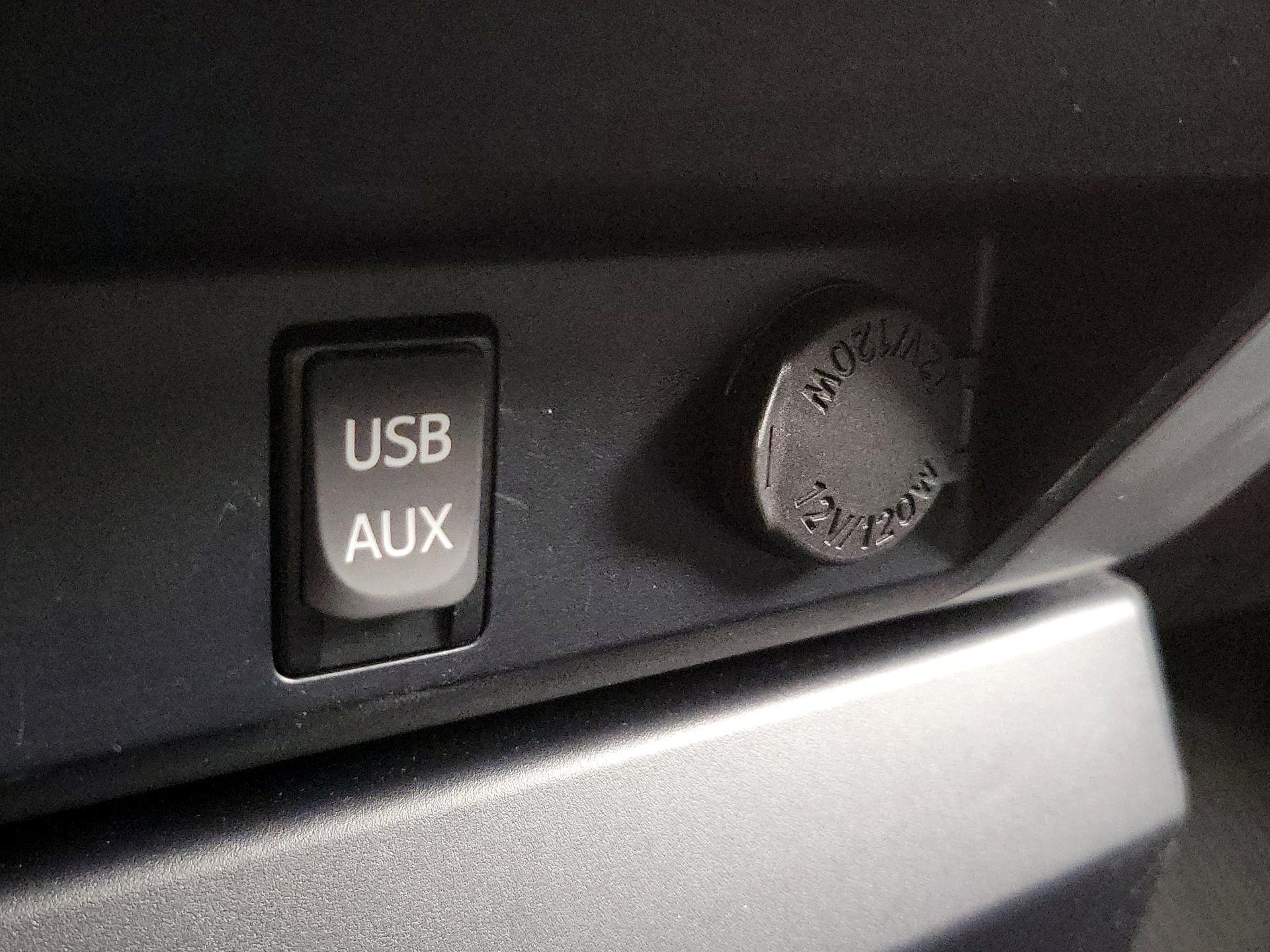 Thumbnail: 2019 Toyota Tundra - 19