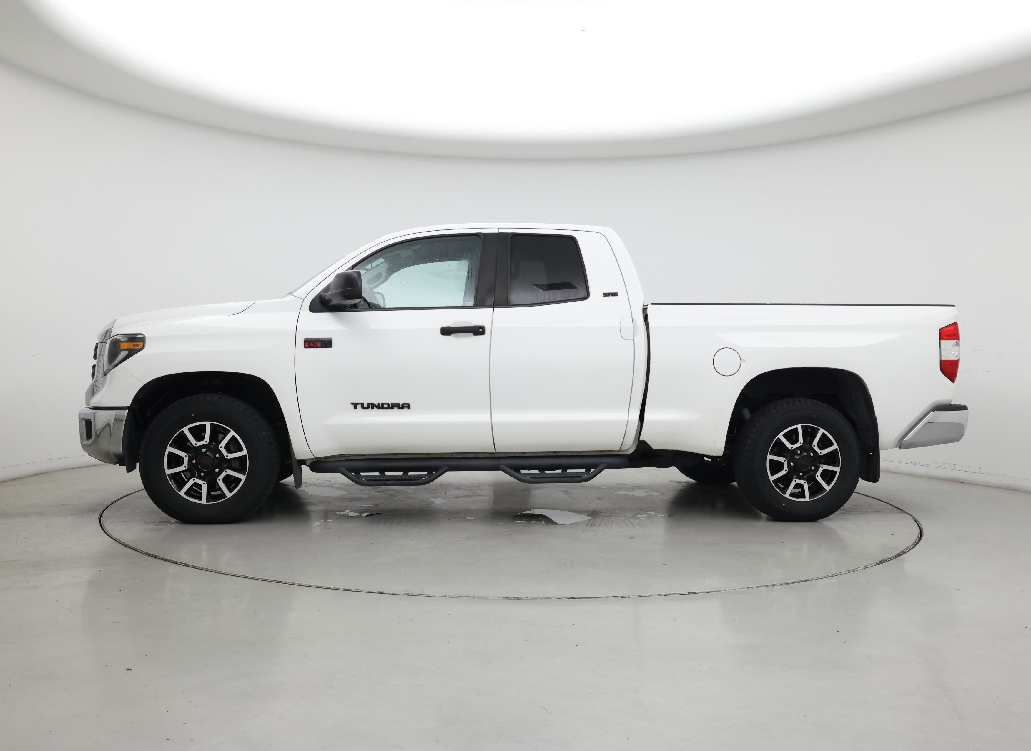Thumbnail: 2019 Toyota Tundra - 3