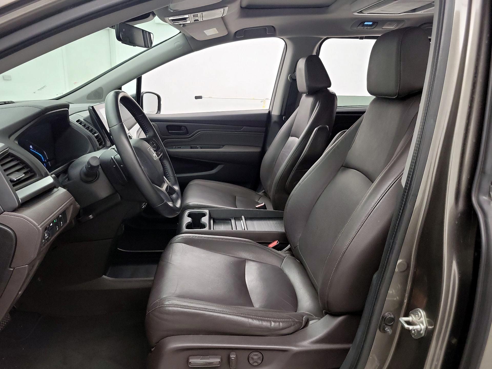 Thumbnail: 2018 Honda Odyssey - 11