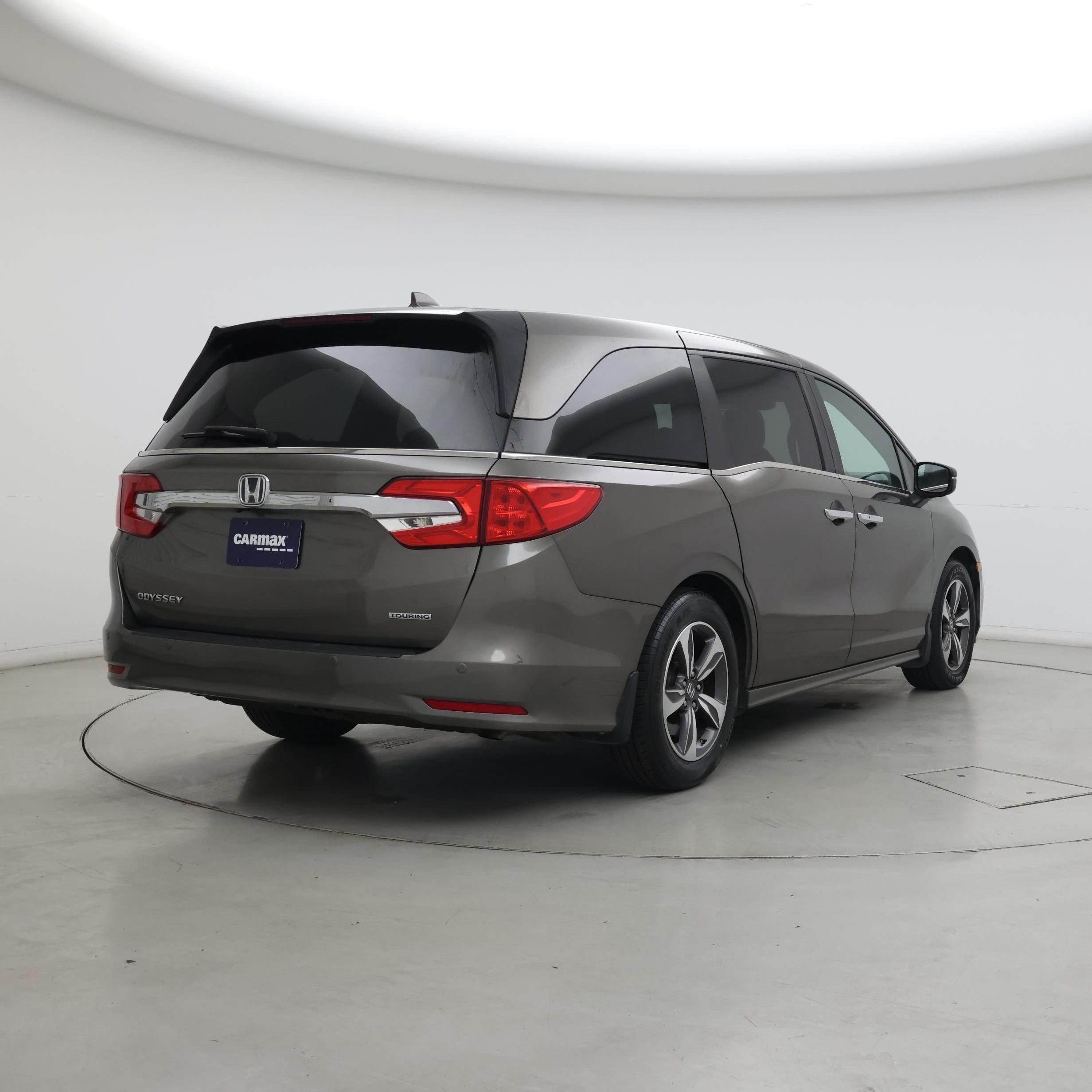 Thumbnail: 2018 Honda Odyssey - 8