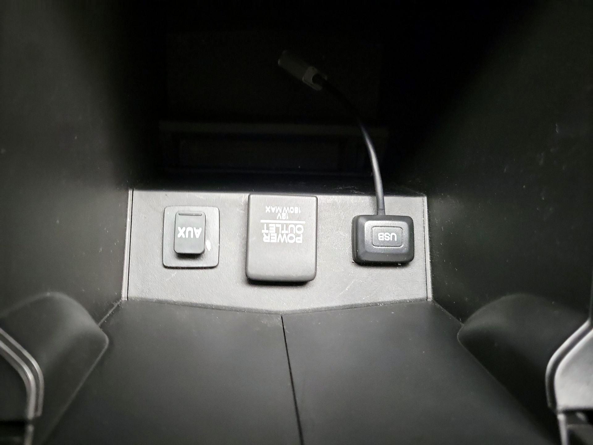 Thumbnail: 2015 Honda CR-V - 18