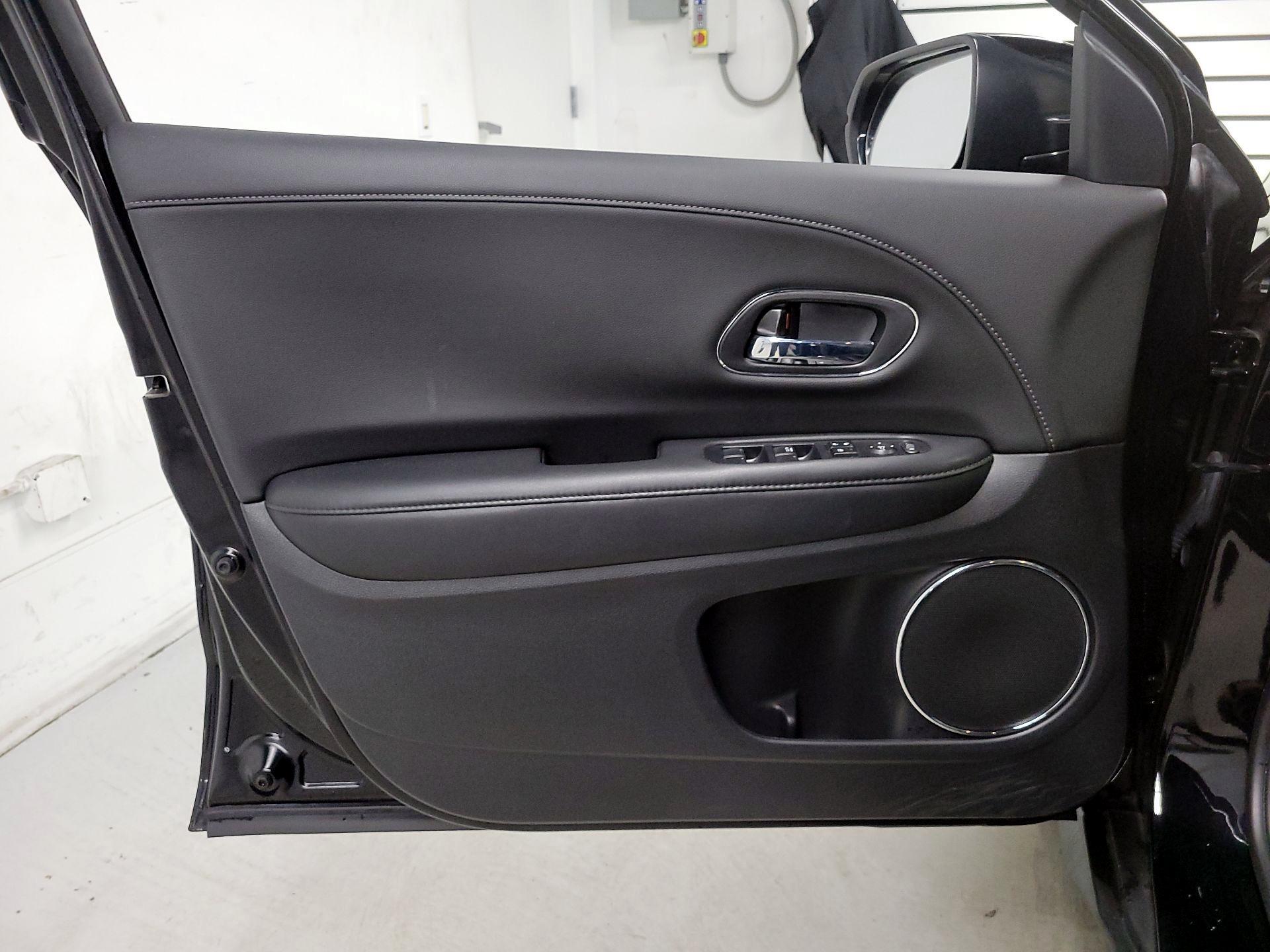 Thumbnail: 2022 Honda HR-V - 12