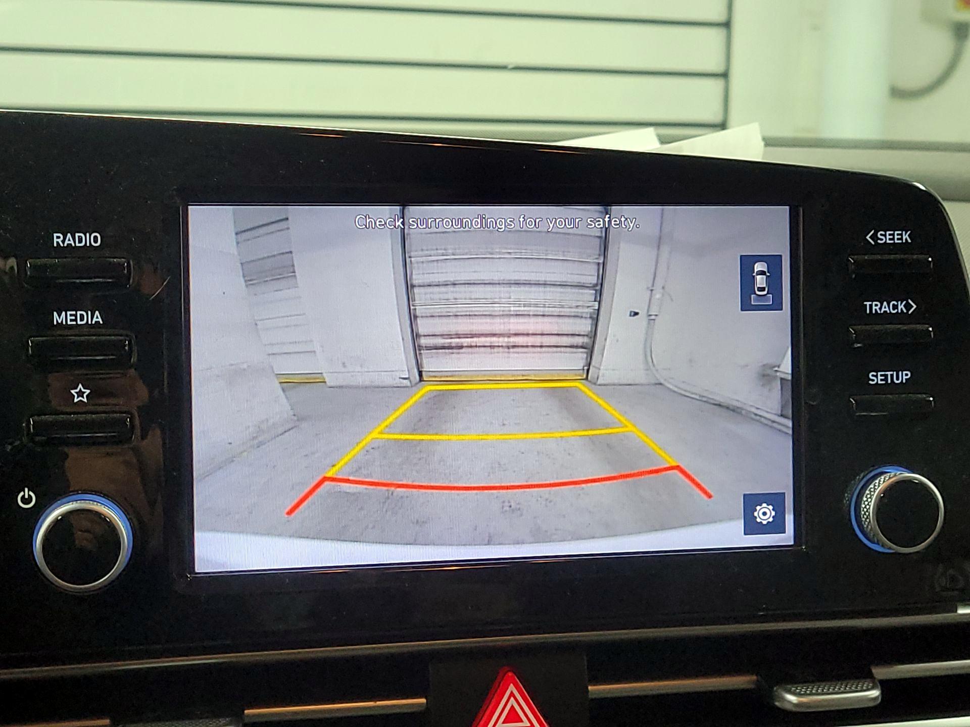 Thumbnail: 2022 Hyundai Elantra - 13