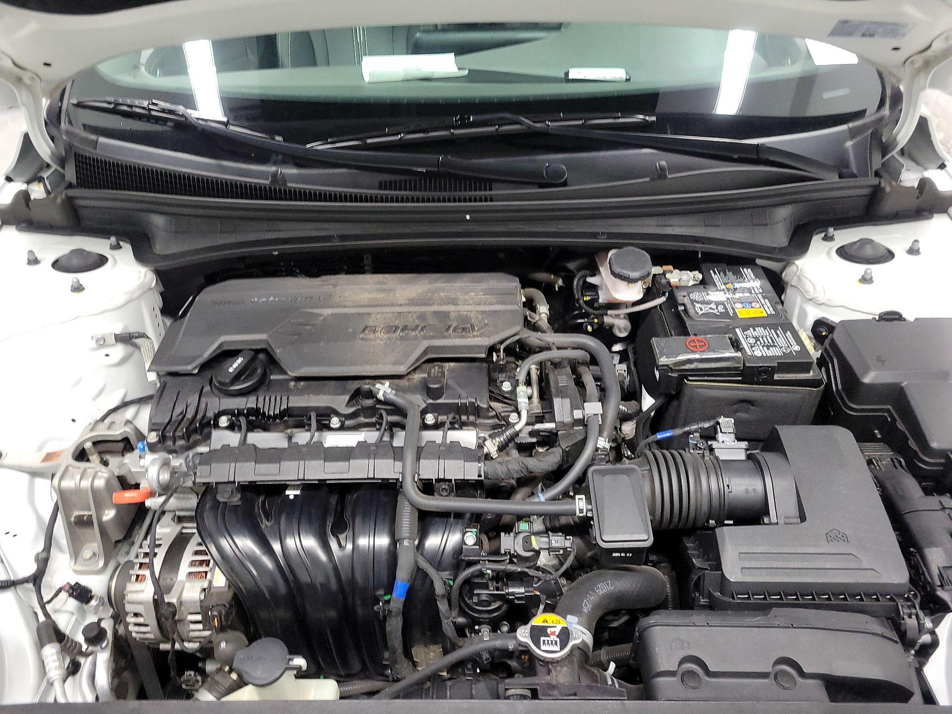 Thumbnail: 2022 Hyundai Elantra - 19