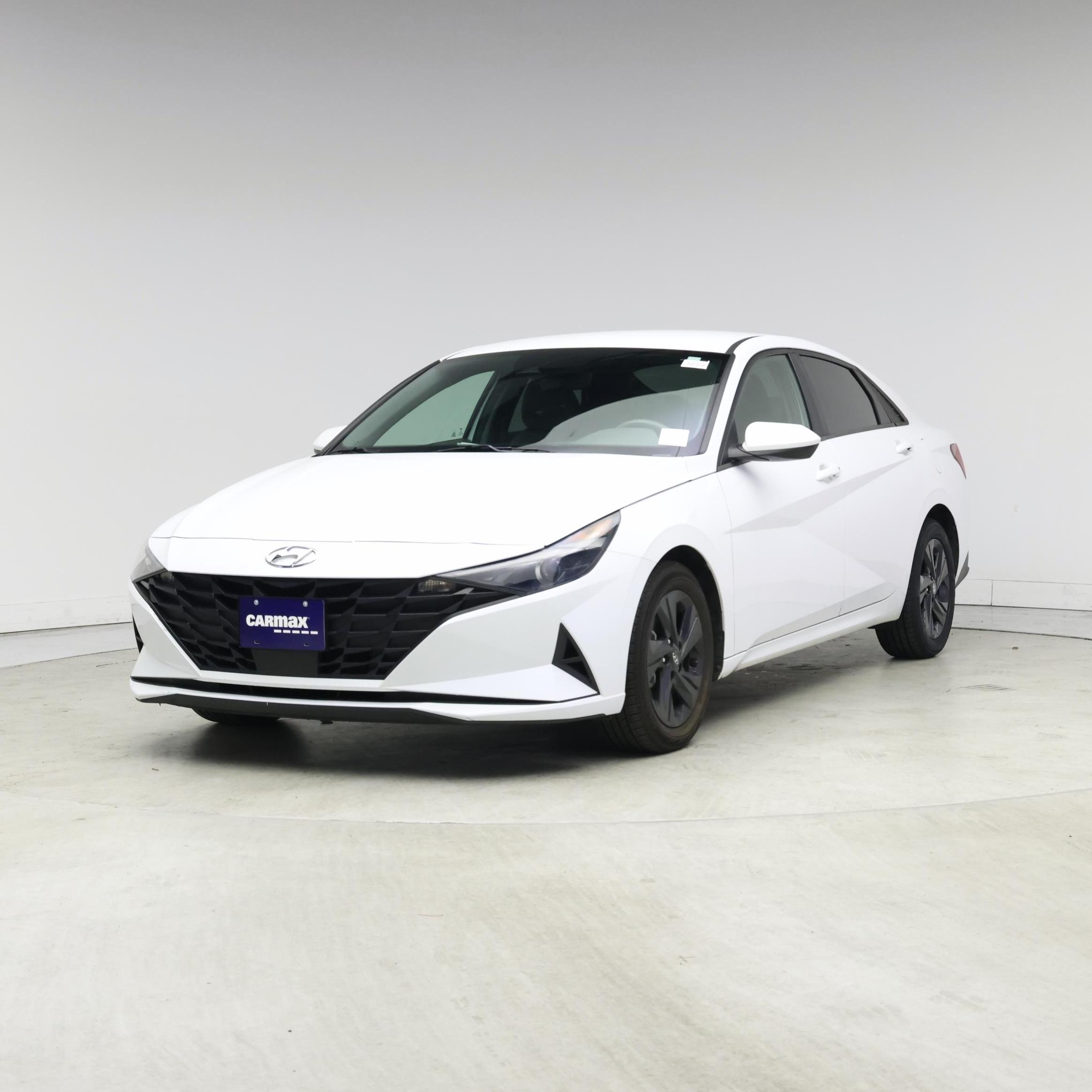 Thumbnail: 2022 Hyundai Elantra - 4