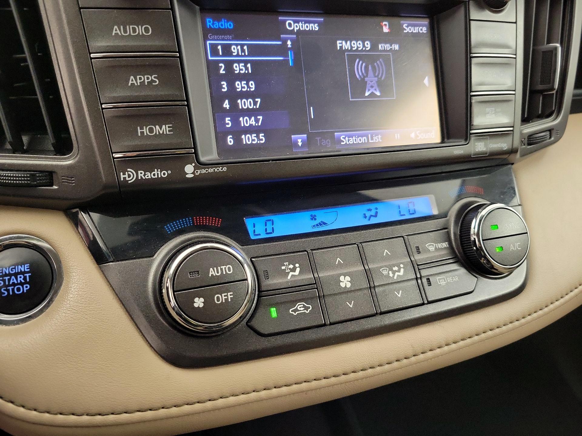 Thumbnail: 2014 Toyota RAV4 - 17