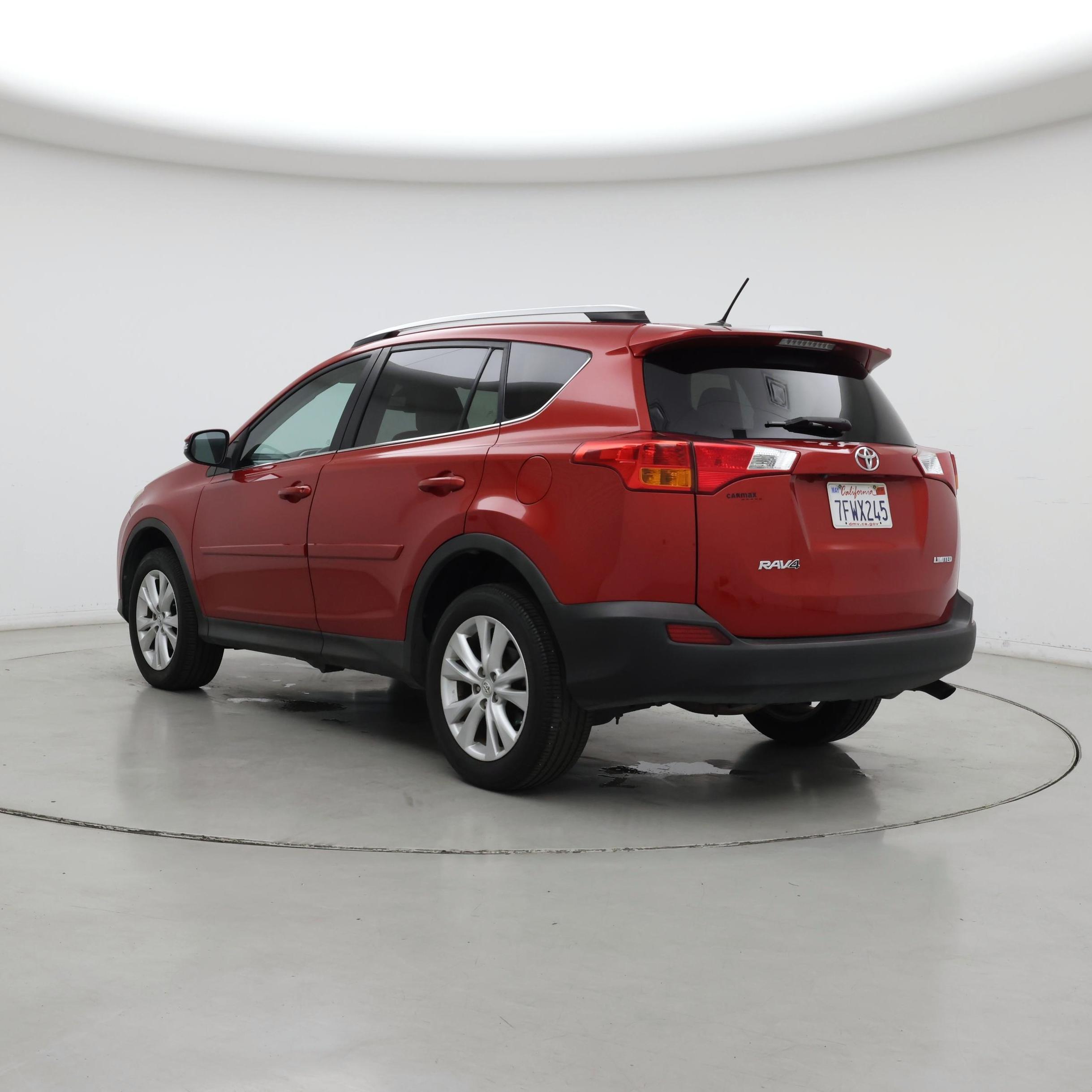 Thumbnail: 2014 Toyota RAV4 - 2