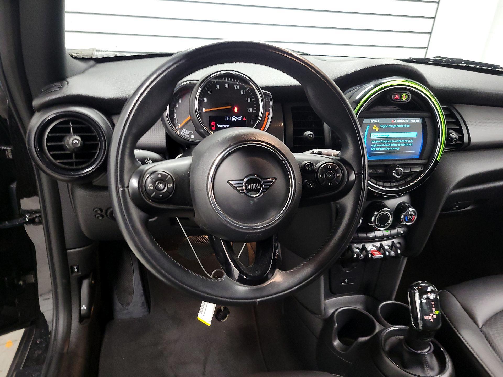 Thumbnail: 2021 MINI Cooper - 10