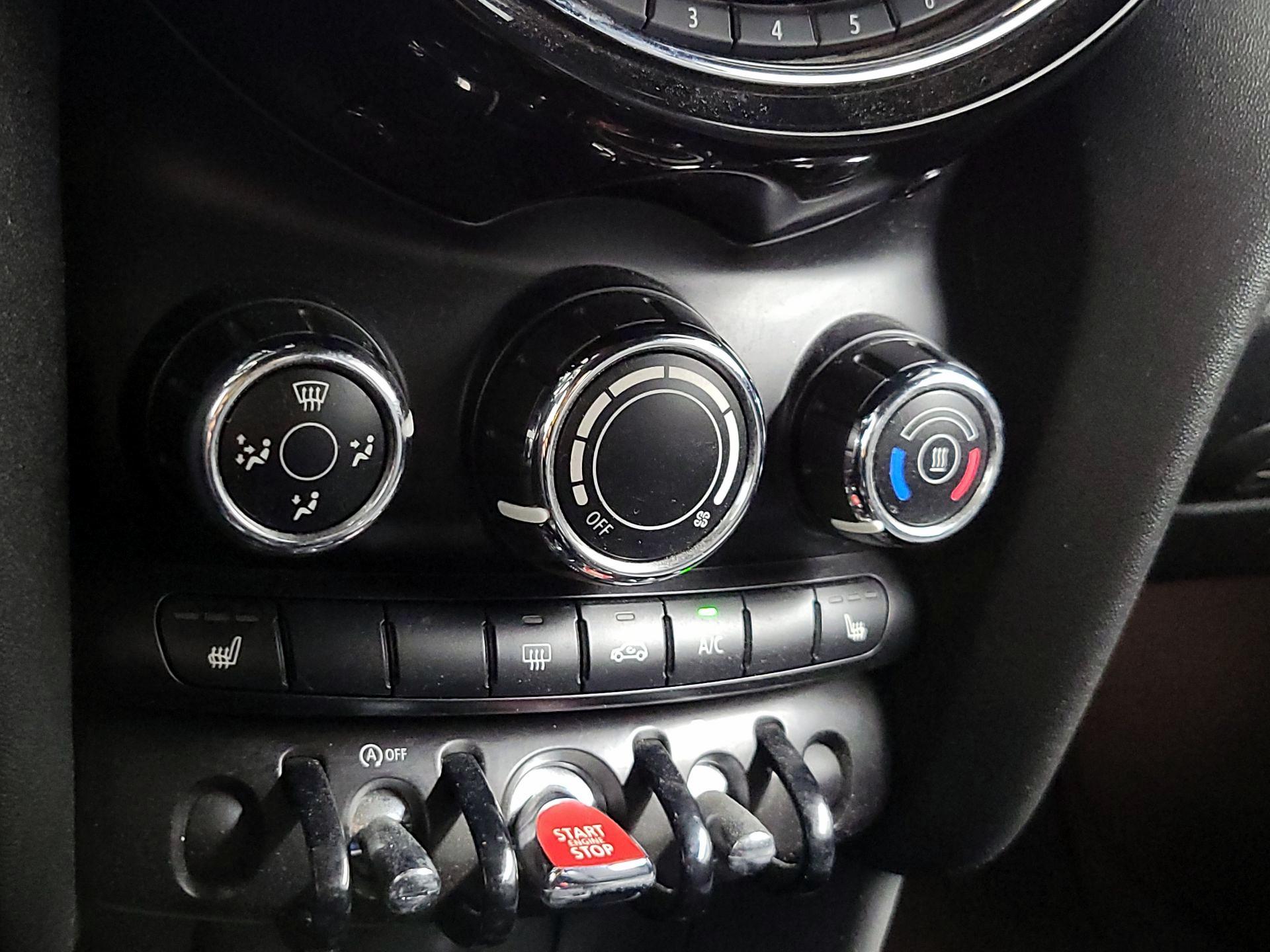 Thumbnail: 2021 MINI Cooper - 15