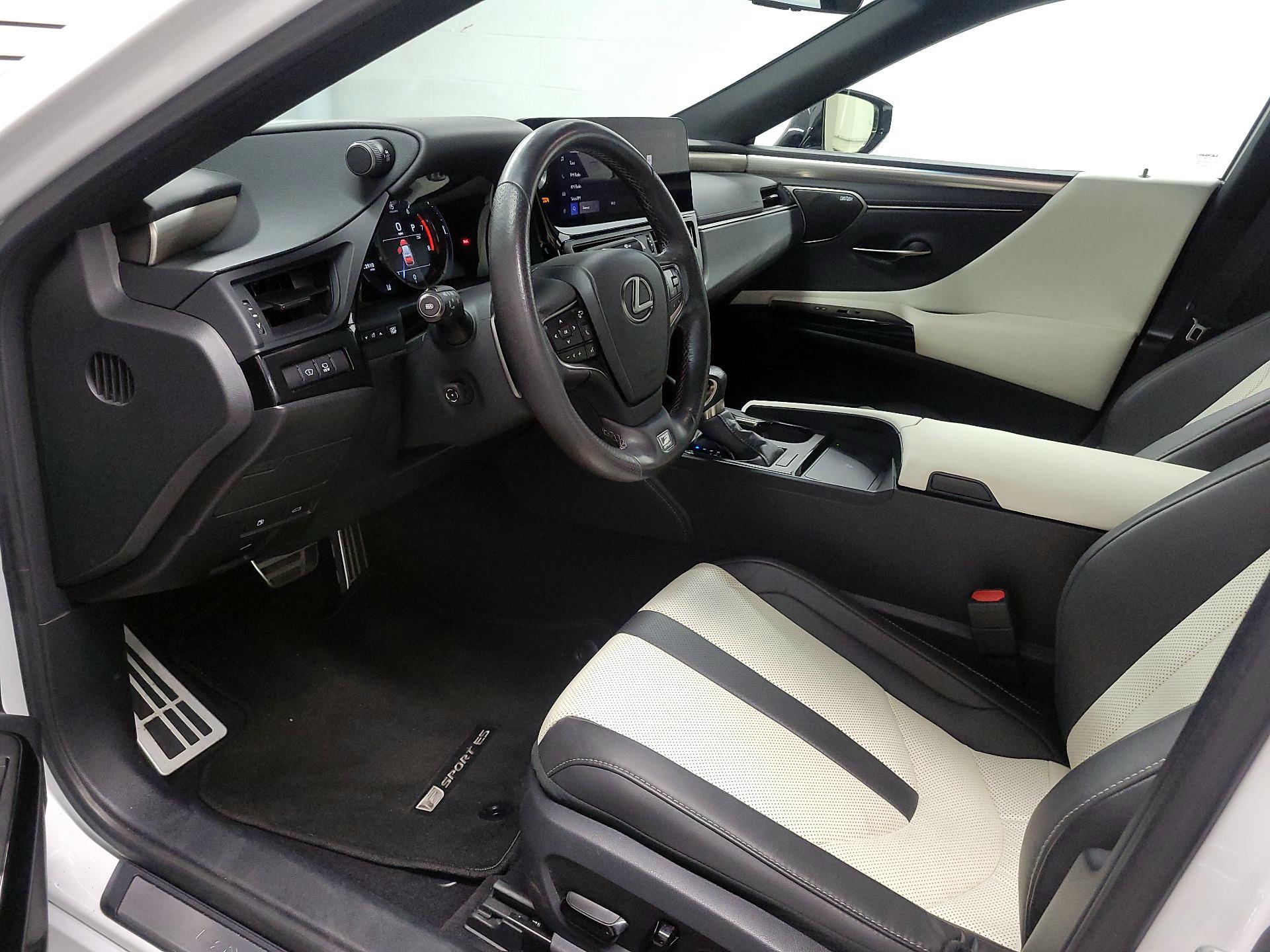 Thumbnail: 2024 Lexus ES - 11