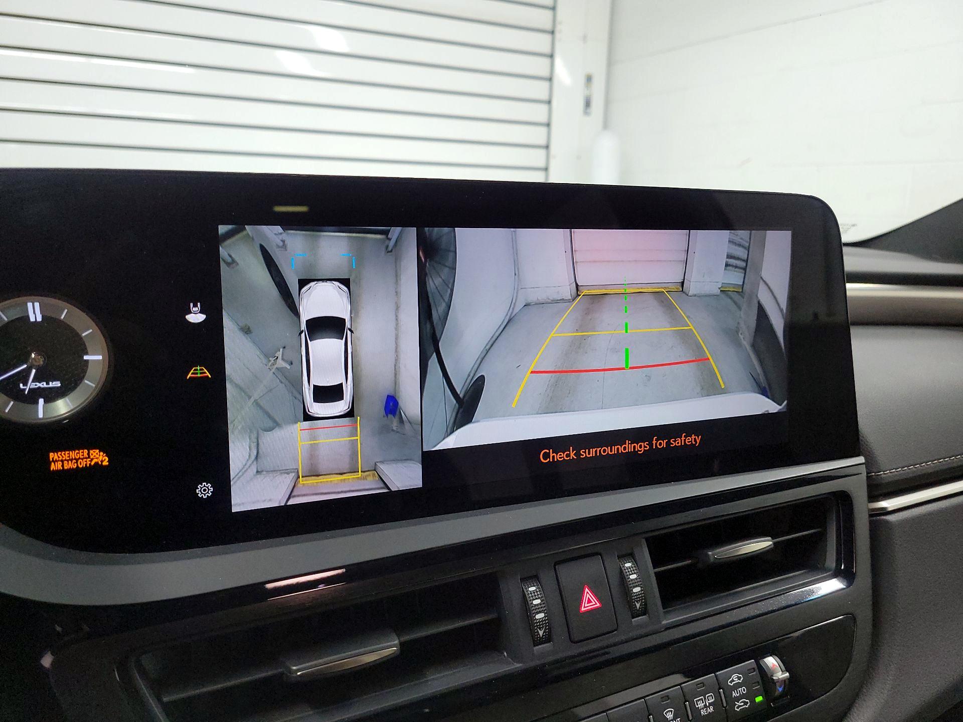 Thumbnail: 2024 Lexus ES - 13