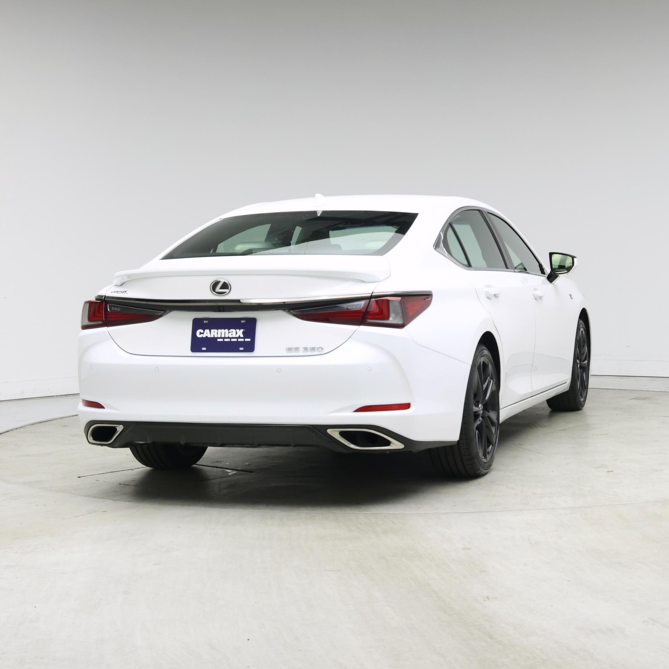 Thumbnail: 2024 Lexus ES - 8