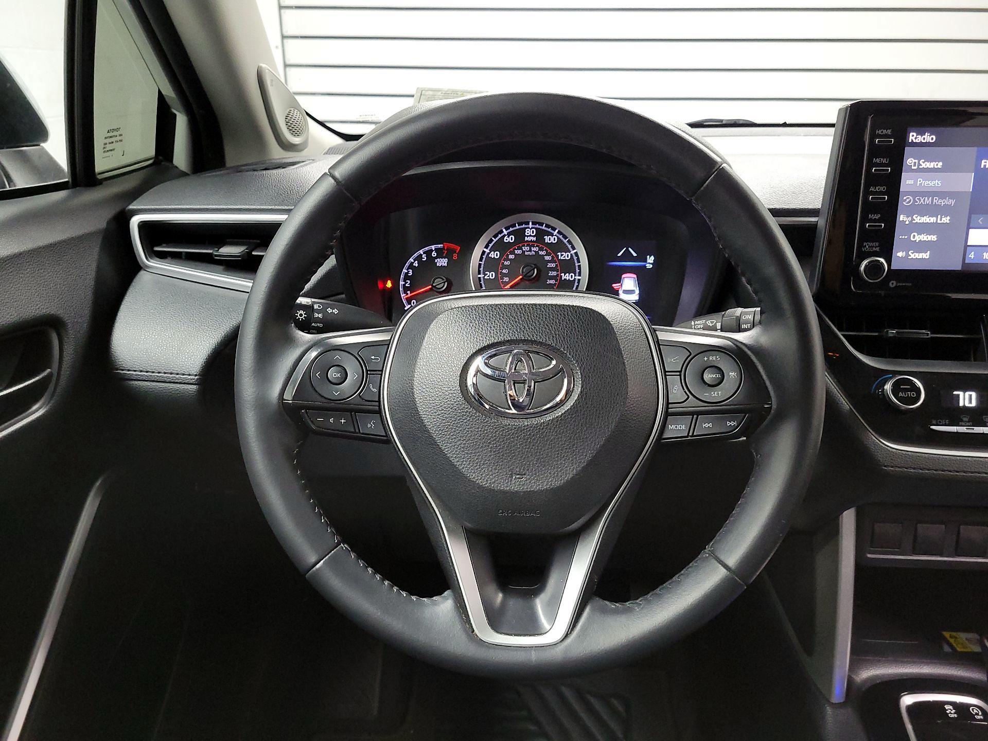 Thumbnail: 2022 Toyota Corolla Cross - 10