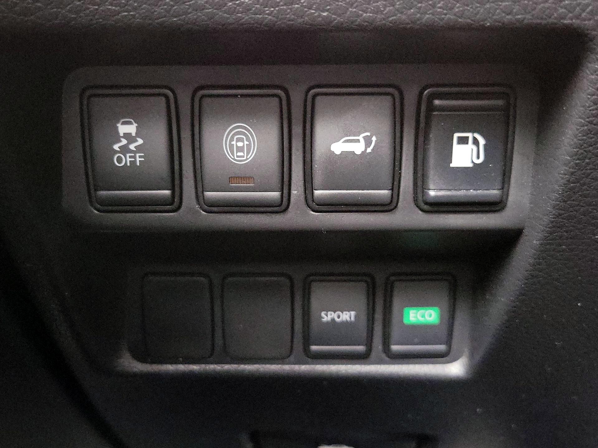 Thumbnail: 2020 Nissan Rogue - 13