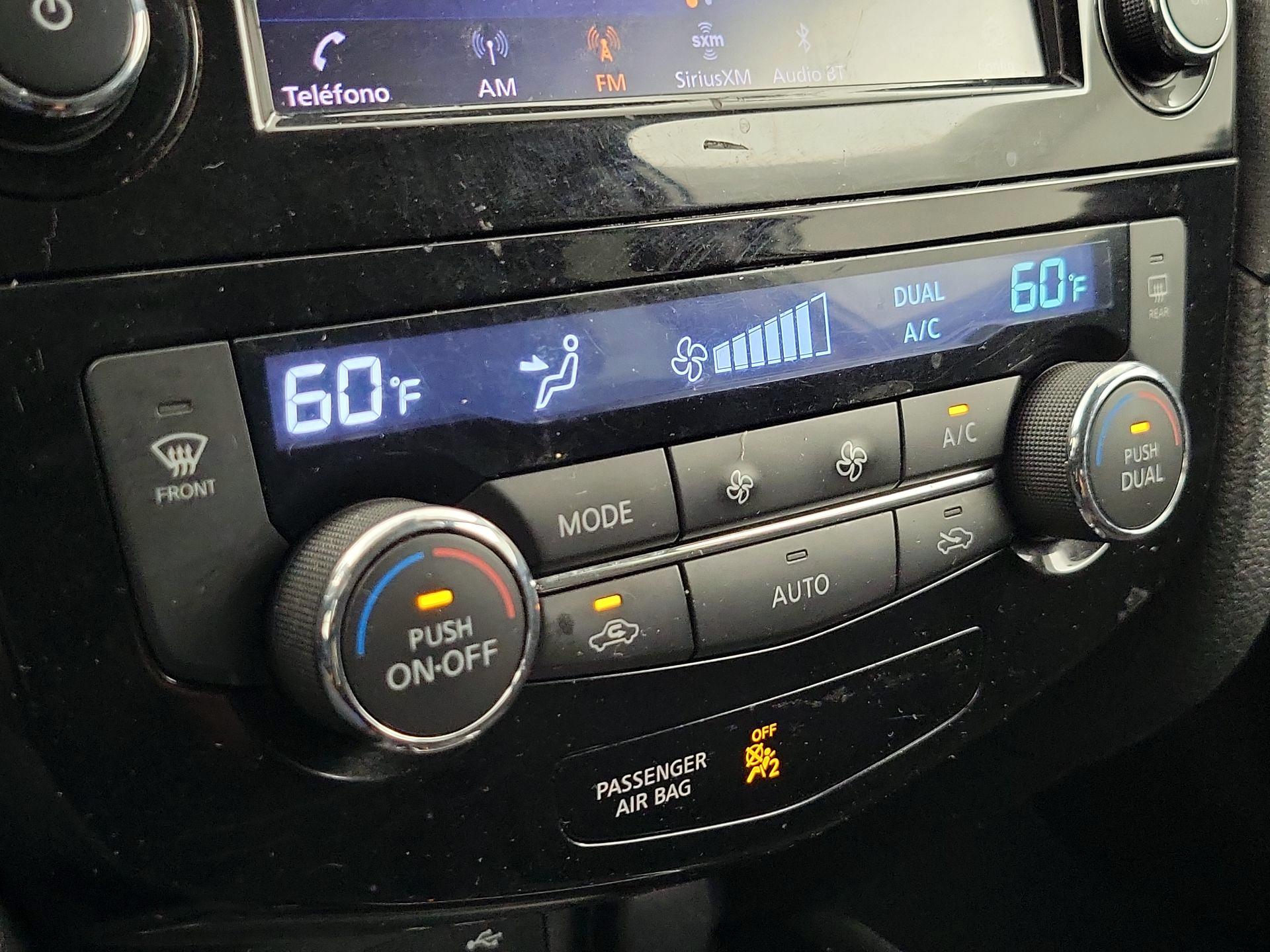 Thumbnail: 2020 Nissan Rogue - 16