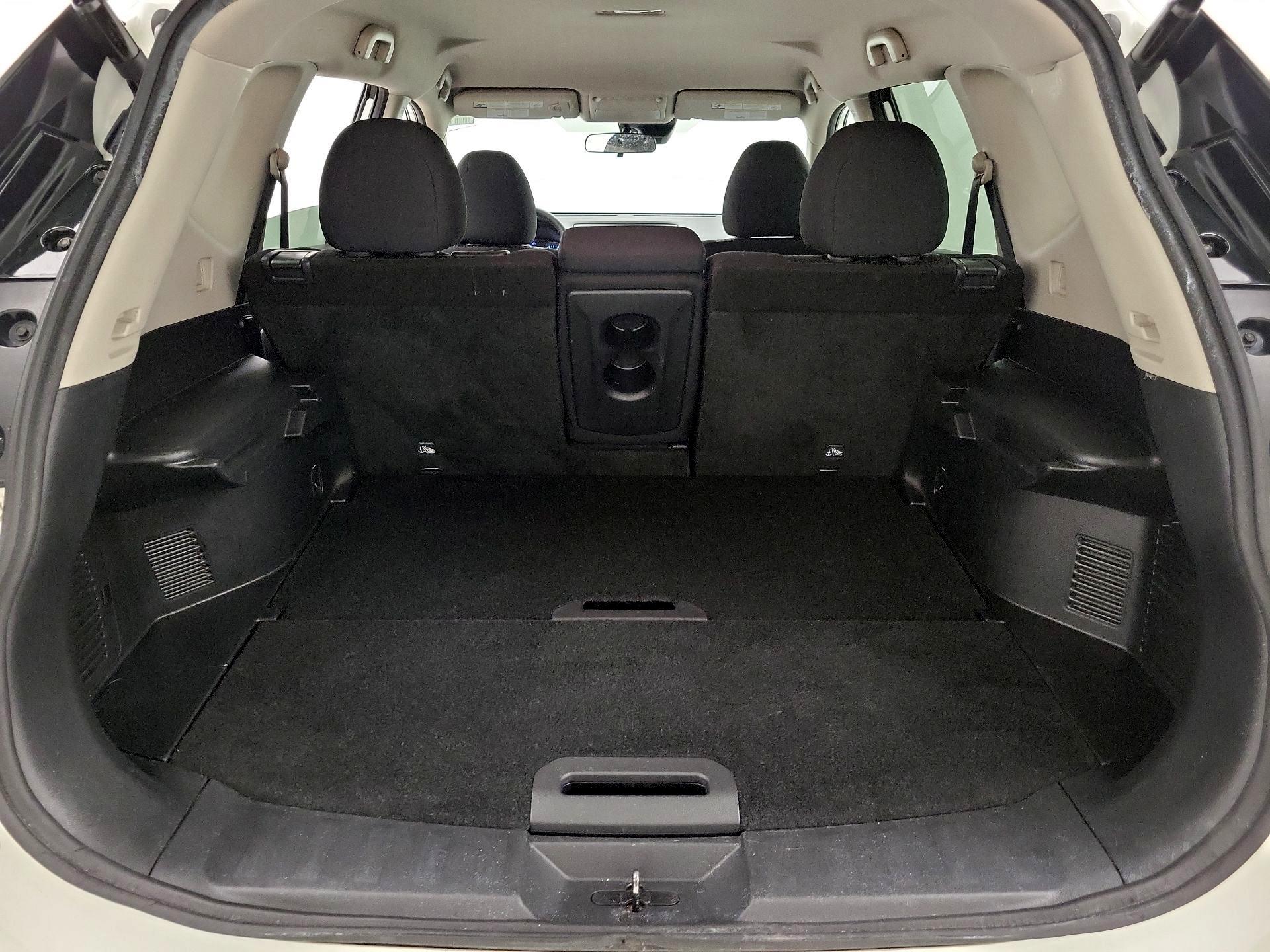 Thumbnail: 2020 Nissan Rogue - 20