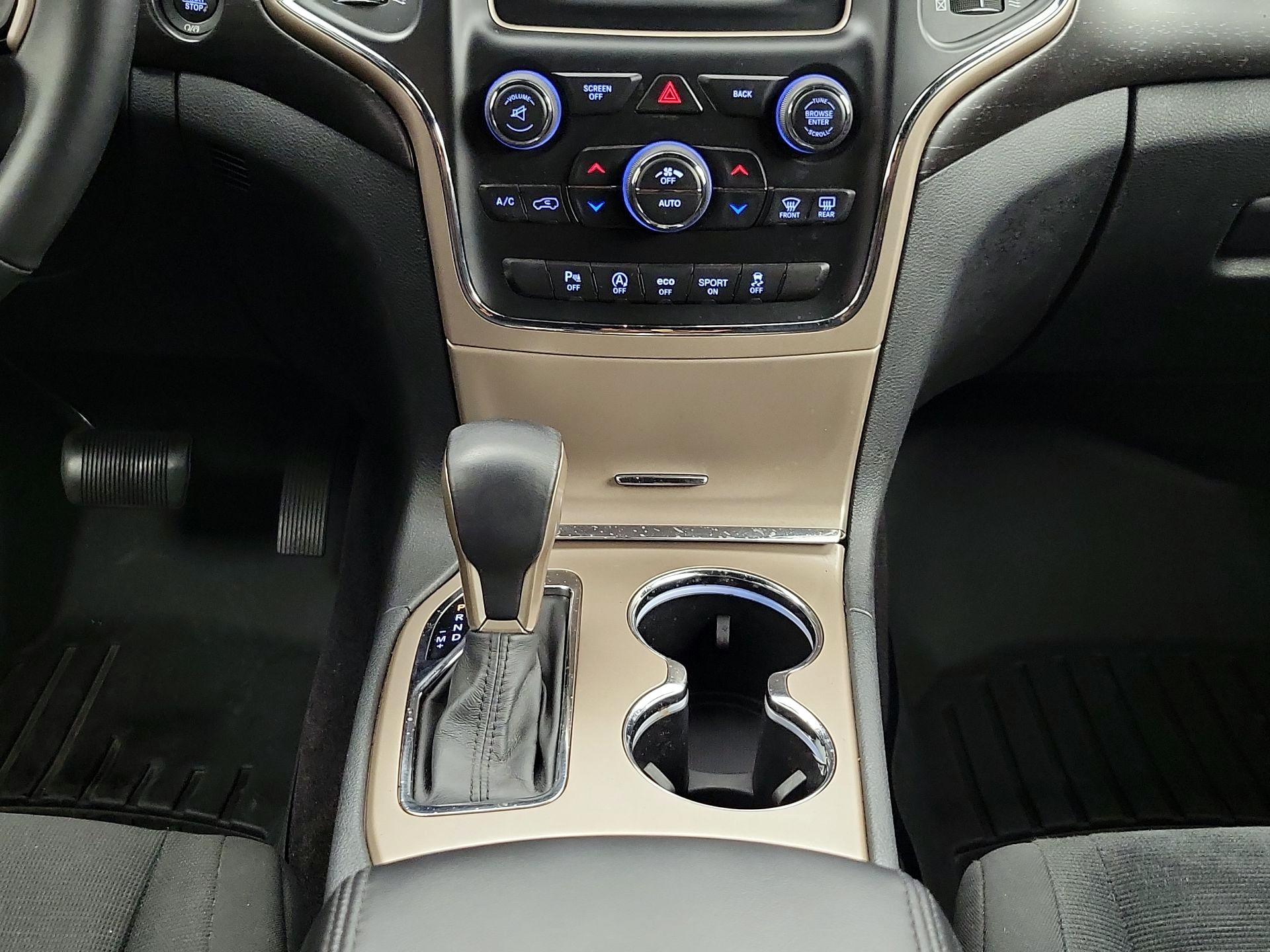 Thumbnail: 2017 Jeep Grand Cherokee - 17