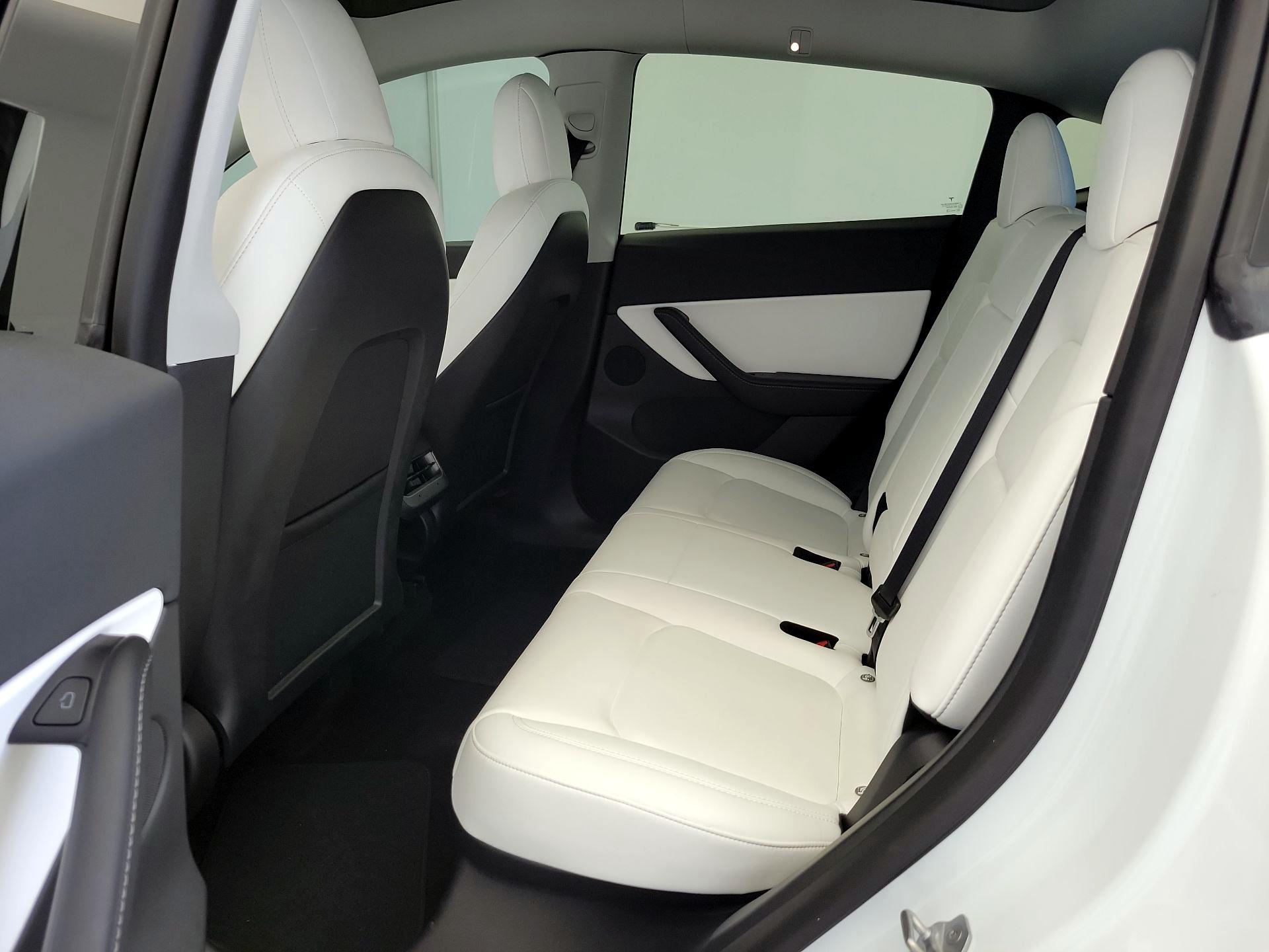 Thumbnail: 2022 Tesla Model Y - 20