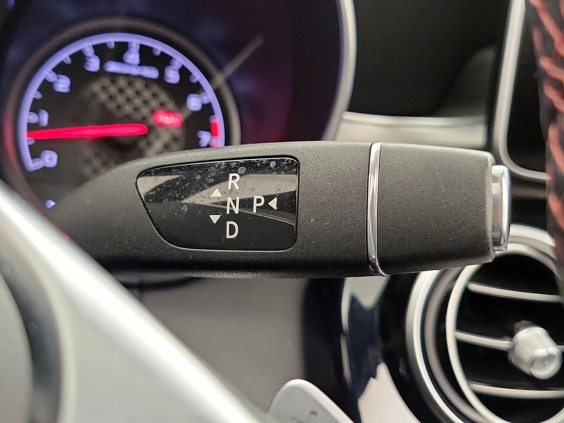 Thumbnail: 2017 Mercedes-Benz C-Class - 18