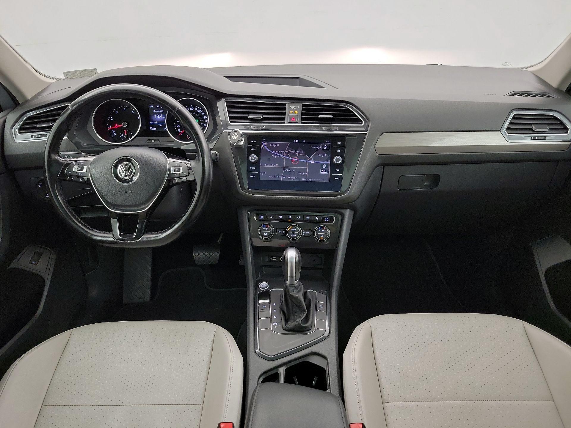 Thumbnail: 2018 Volkswagen Tiguan - 9