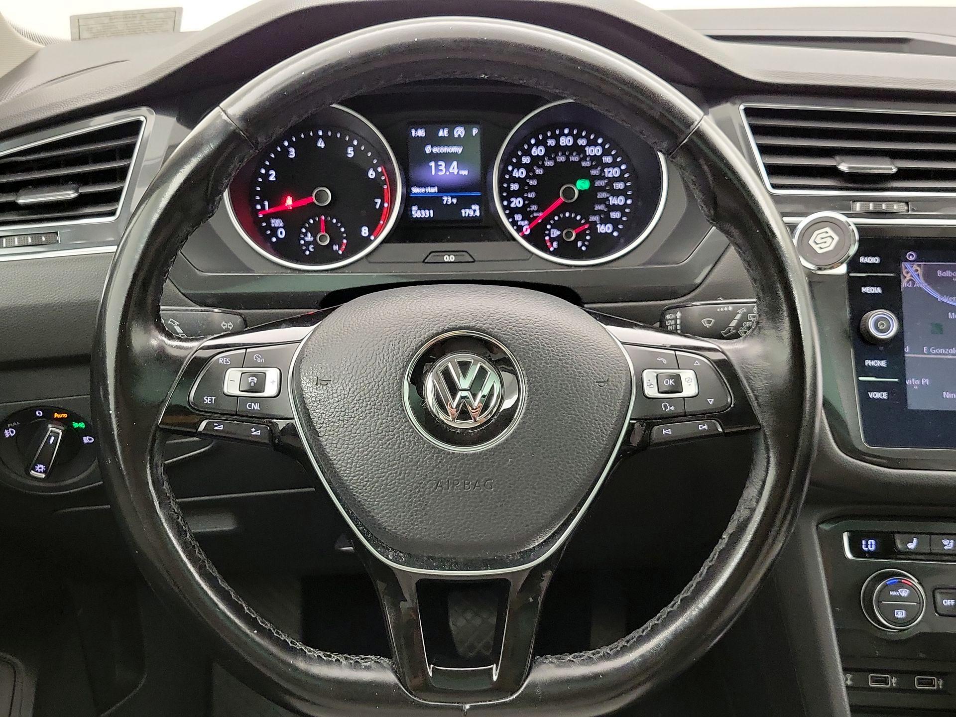 Thumbnail: 2018 Volkswagen Tiguan - 10