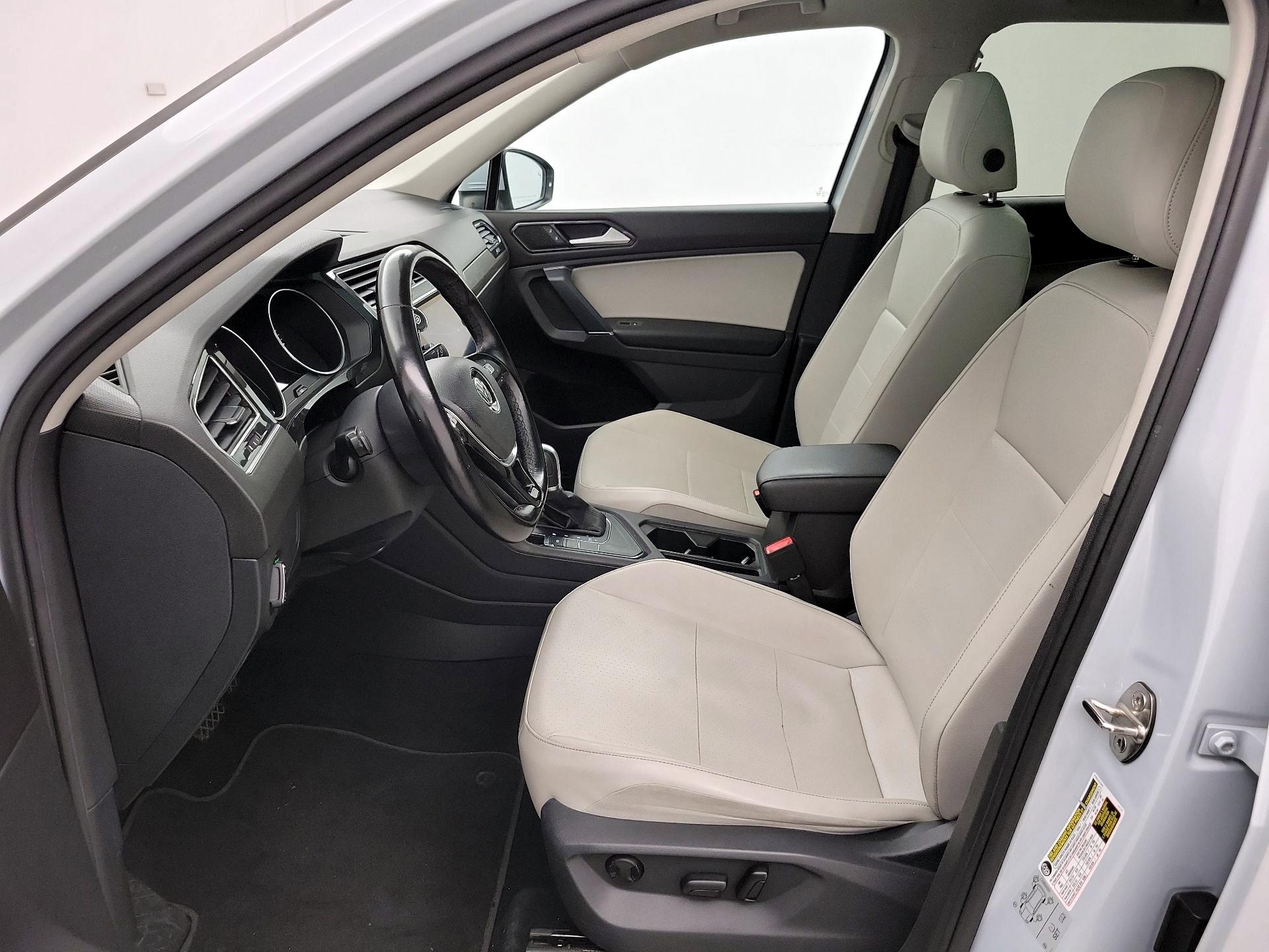 Thumbnail: 2018 Volkswagen Tiguan - 11