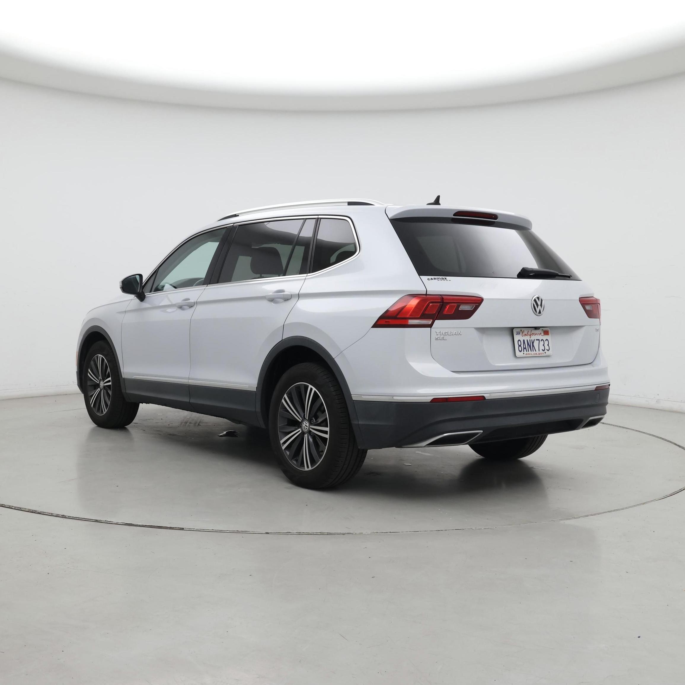 Thumbnail: 2018 Volkswagen Tiguan - 2