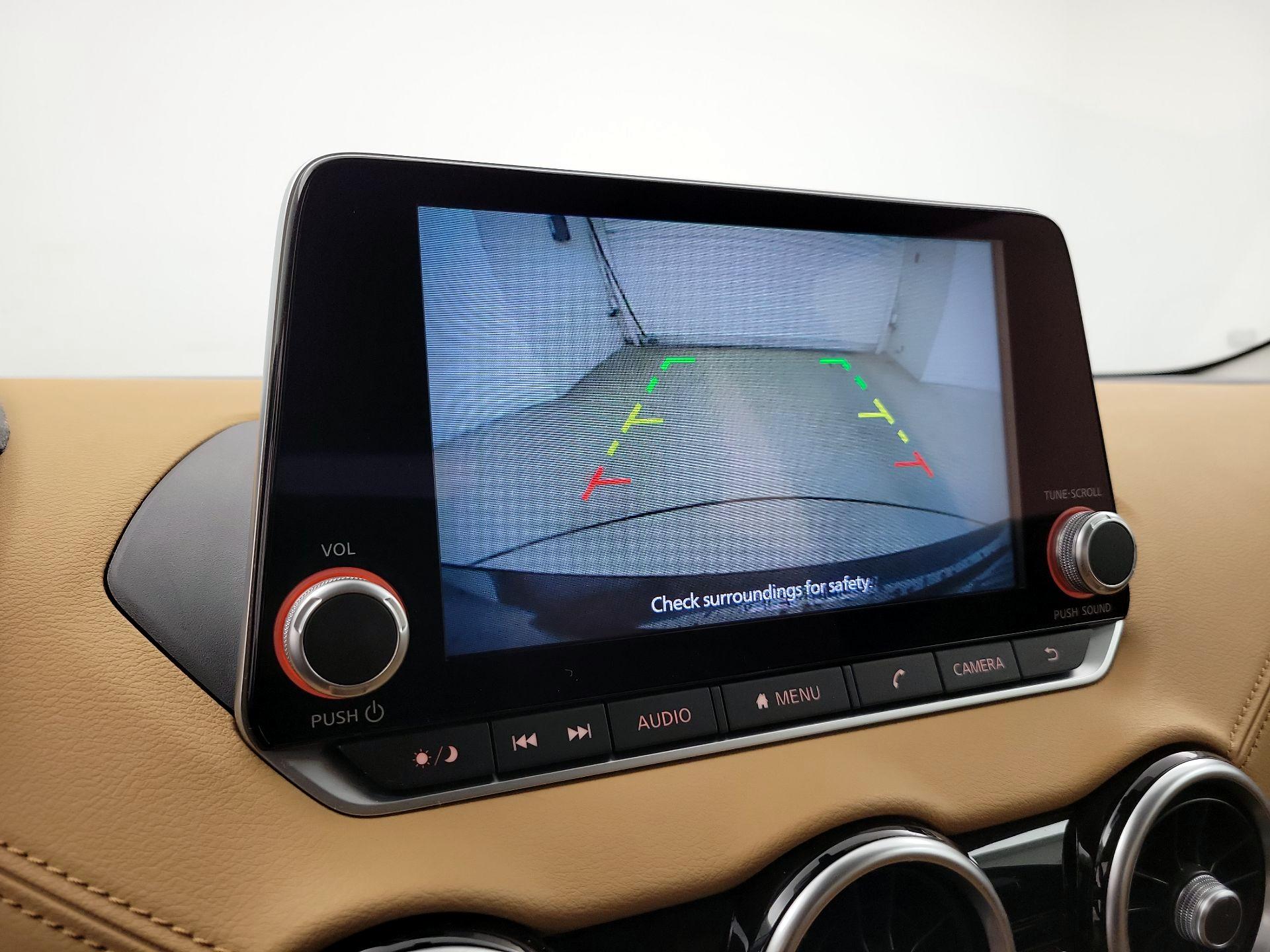 Thumbnail: 2022 Nissan Sentra - 13