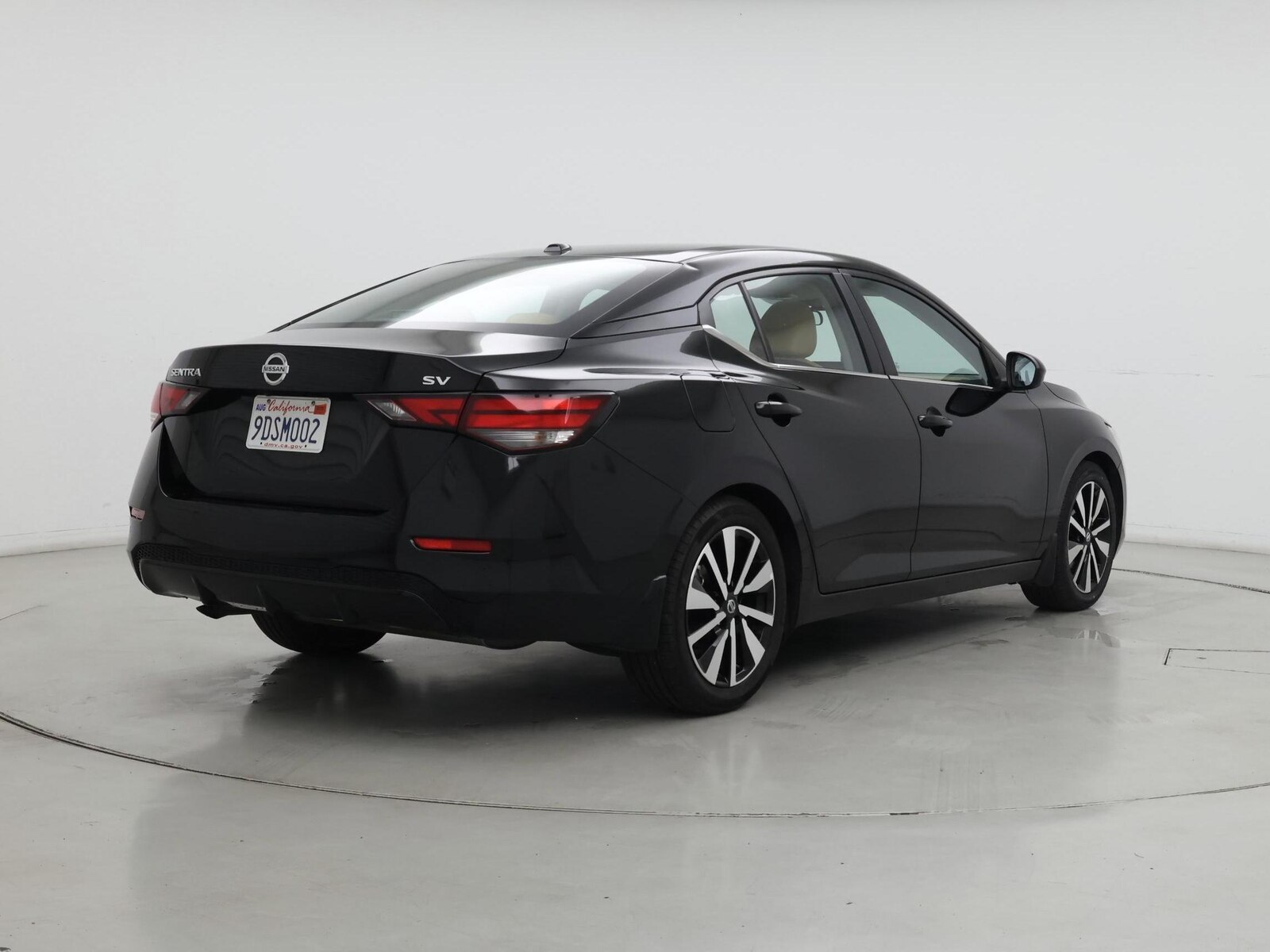 2022 Nissan Sentra SV - Photo 9