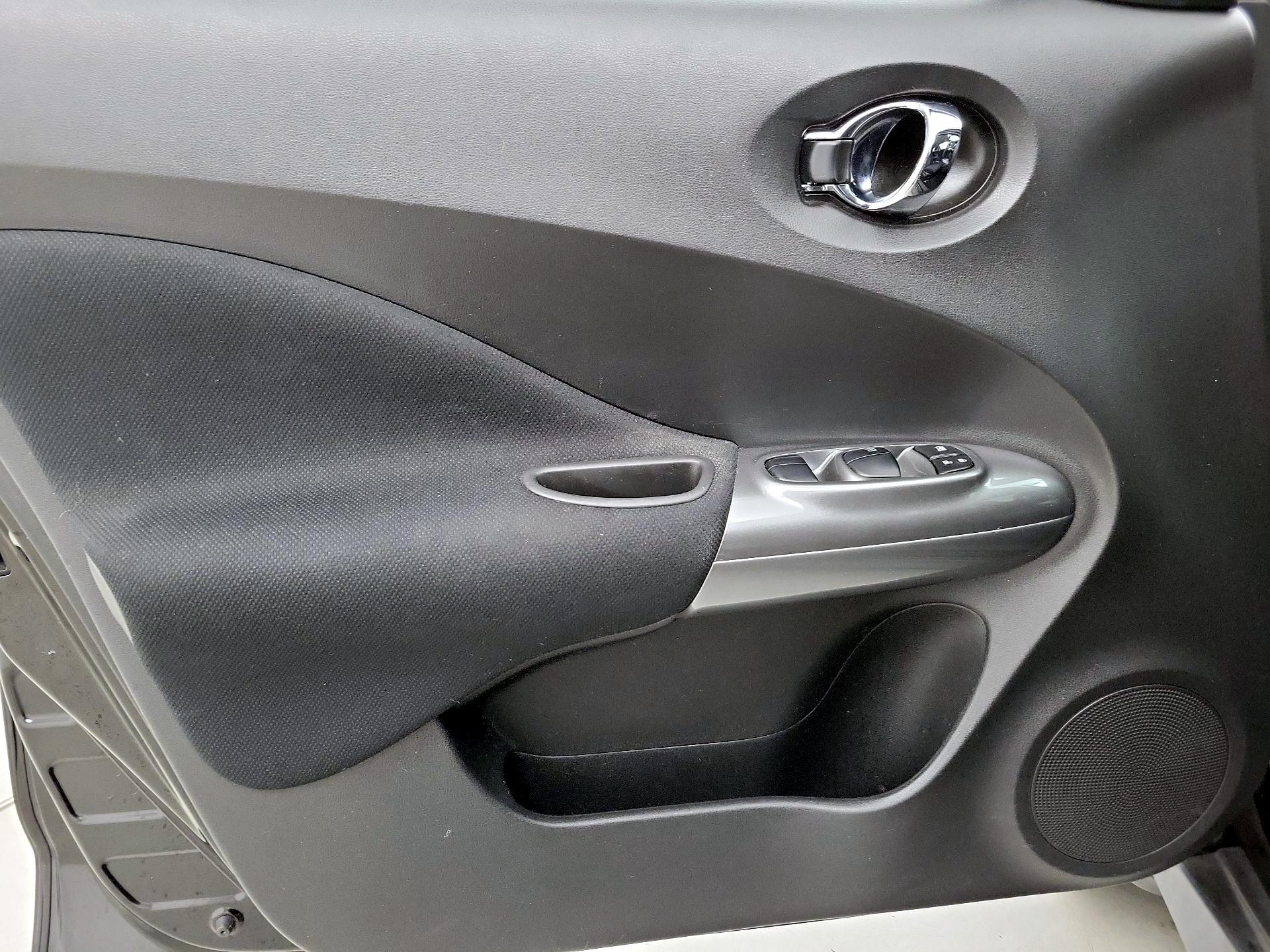 Thumbnail: 2015 Nissan Juke - 12