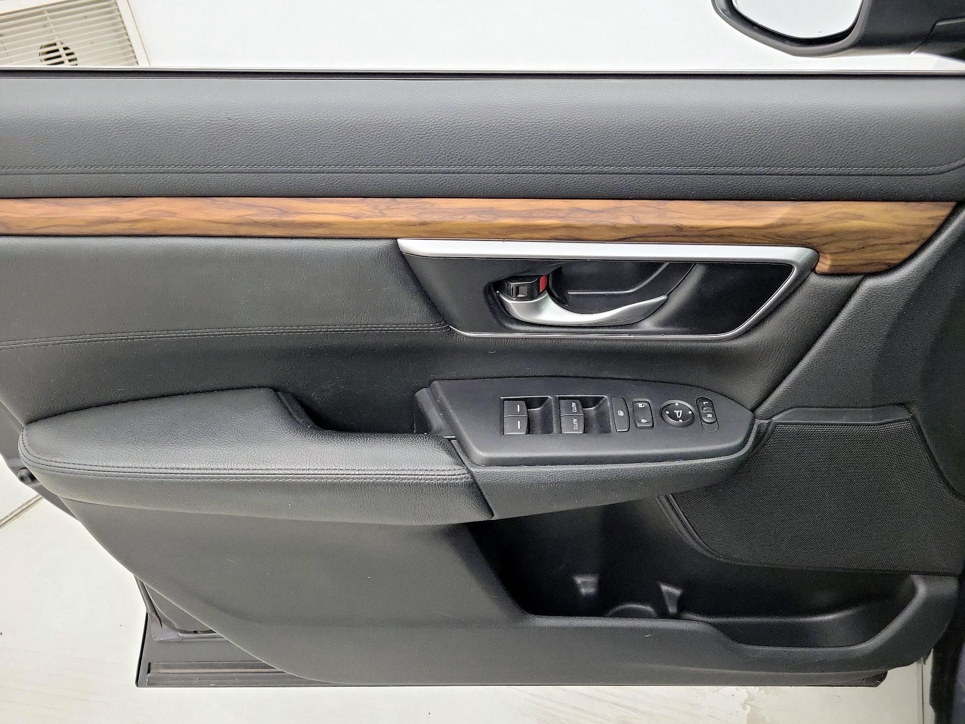 Thumbnail: 2018 Honda CR-V - 12