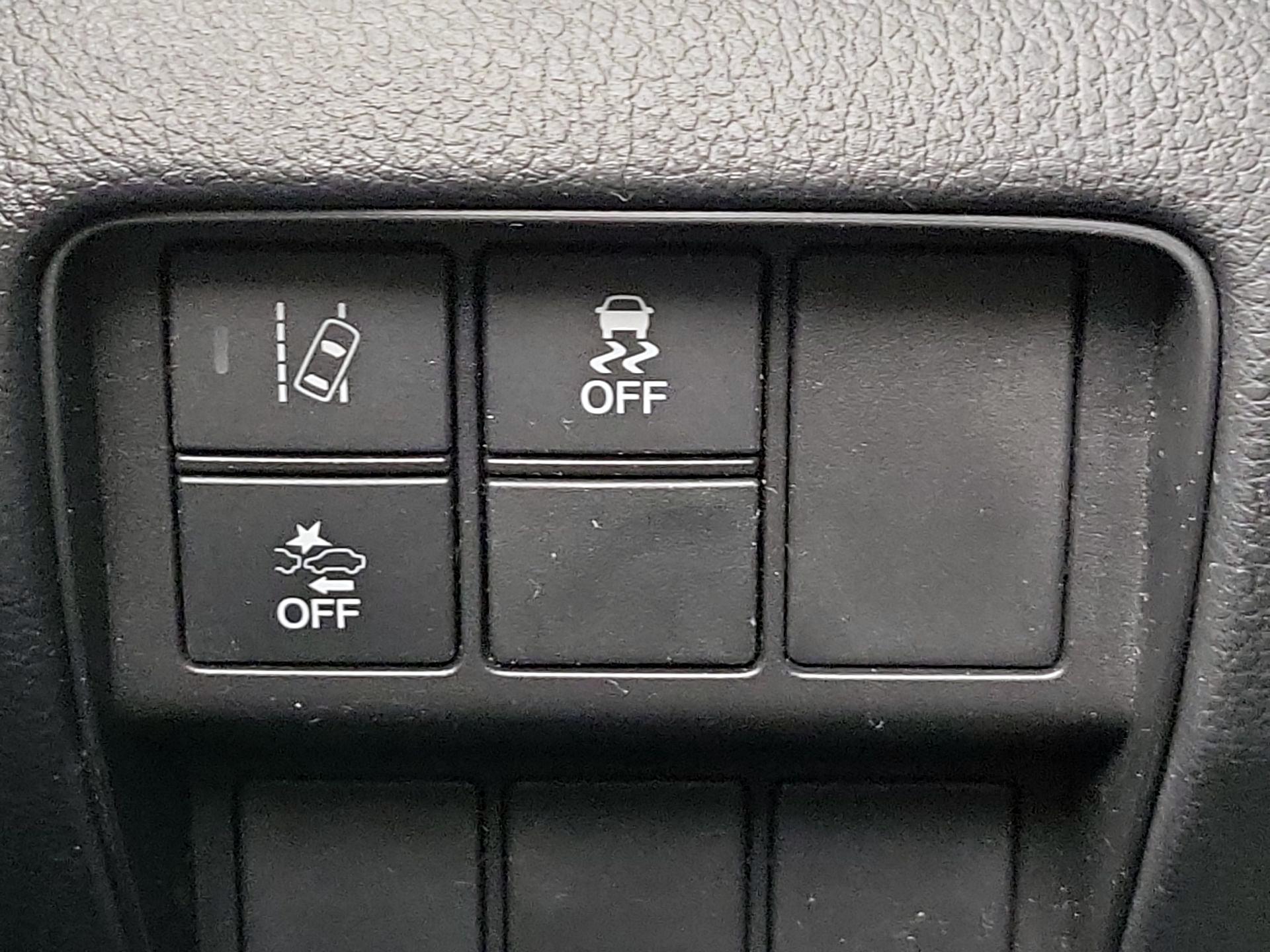 Thumbnail: 2018 Honda CR-V - 13