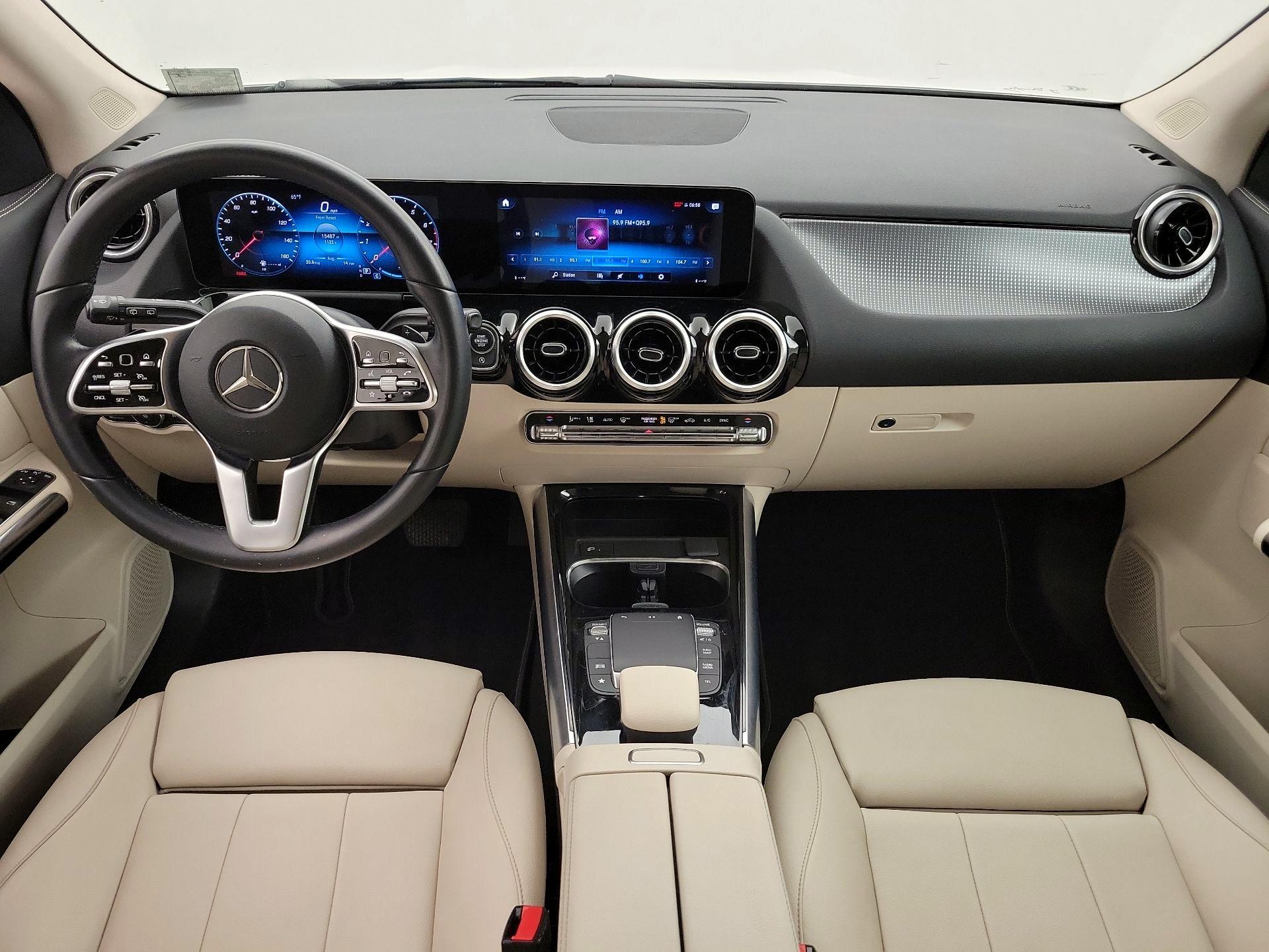 Thumbnail: 2022 Mercedes-Benz GLA - 9