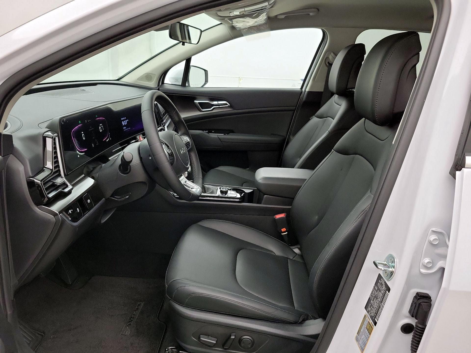 Thumbnail: 2024 Kia Sportage - 11