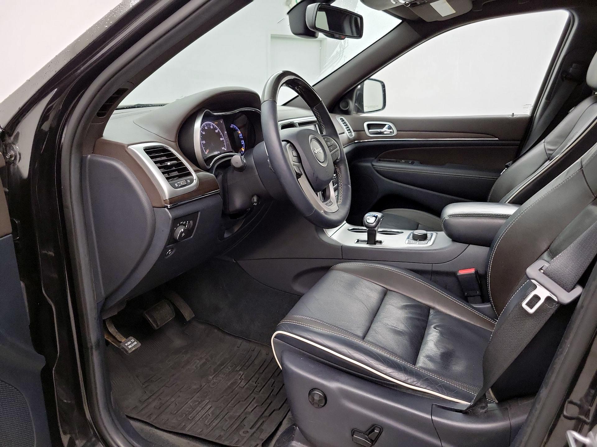 Thumbnail: 2014 Jeep Grand Cherokee - 11