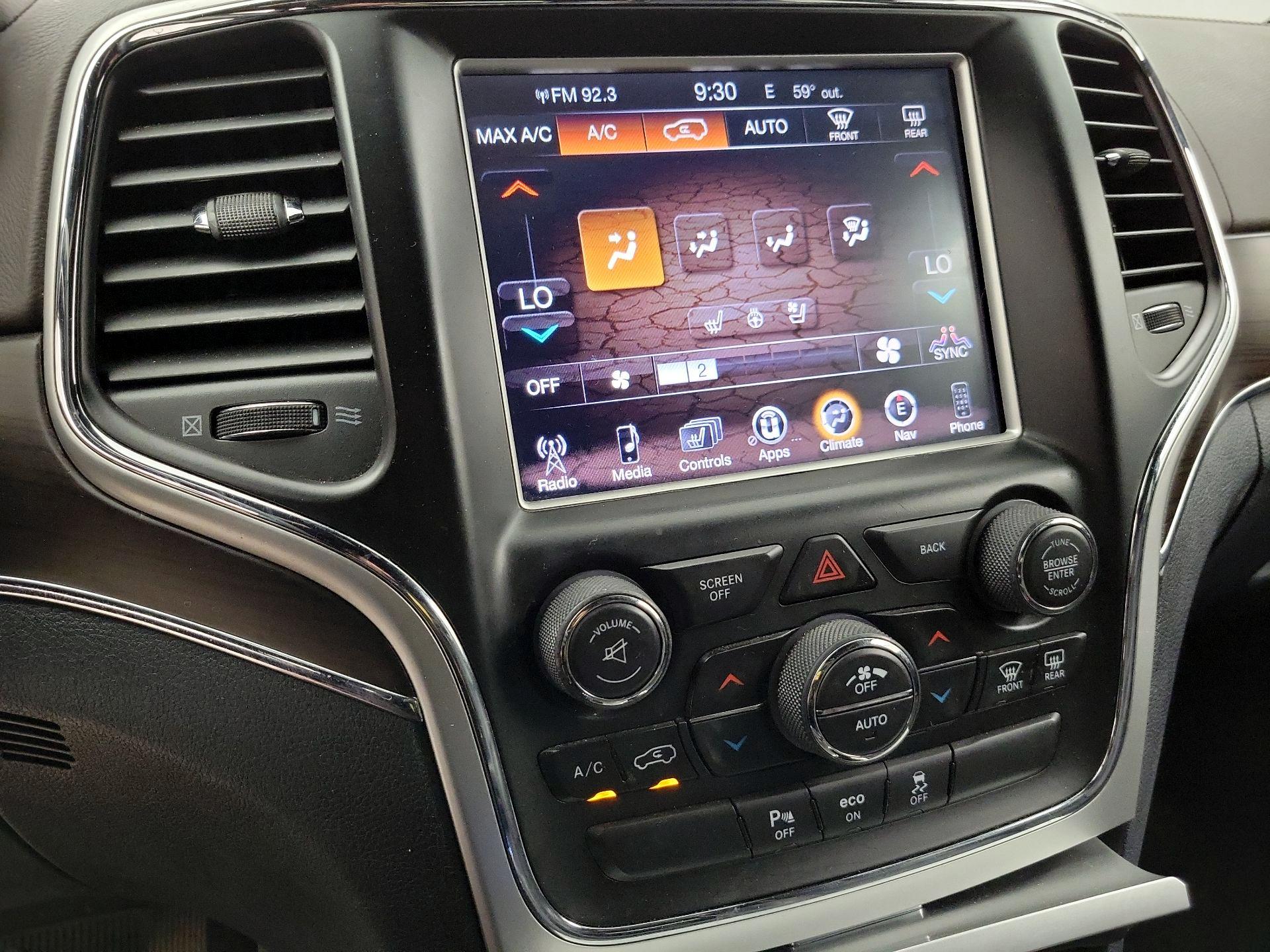 Thumbnail: 2014 Jeep Grand Cherokee - 17