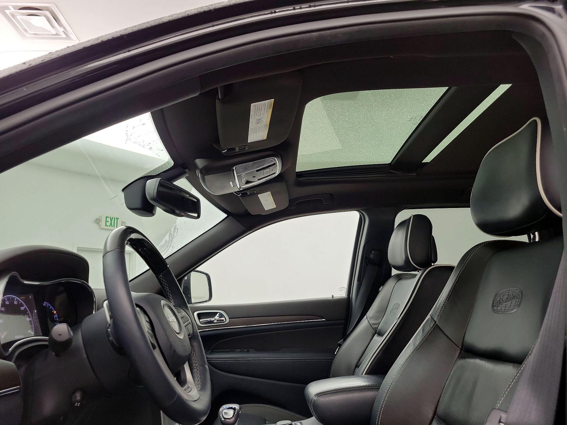 Thumbnail: 2014 Jeep Grand Cherokee - 20