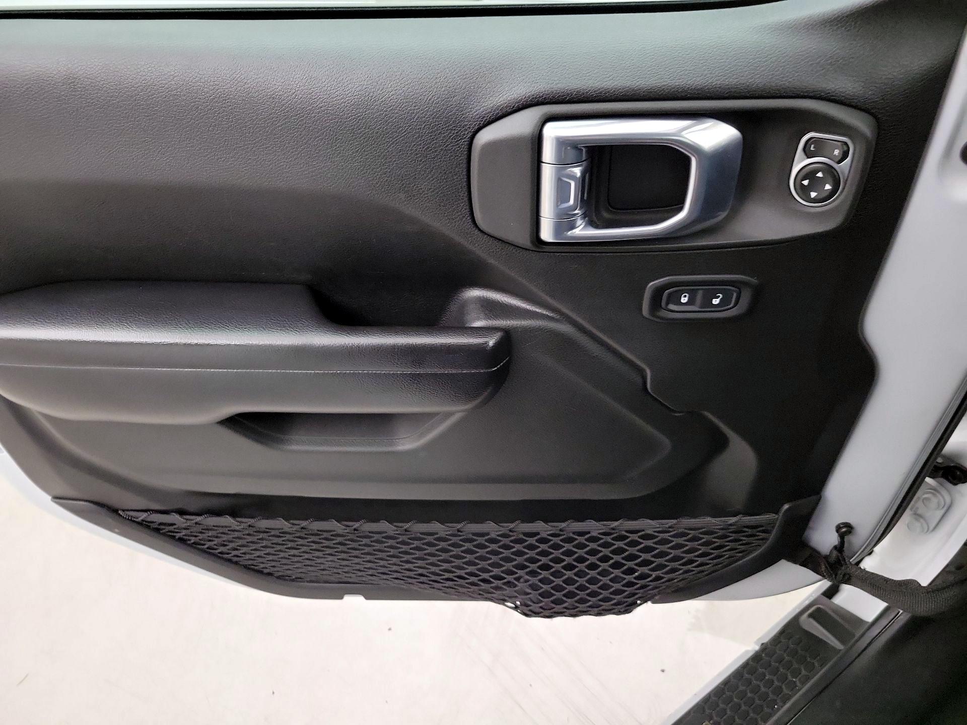 Thumbnail: 2021 Jeep Wrangler - 12