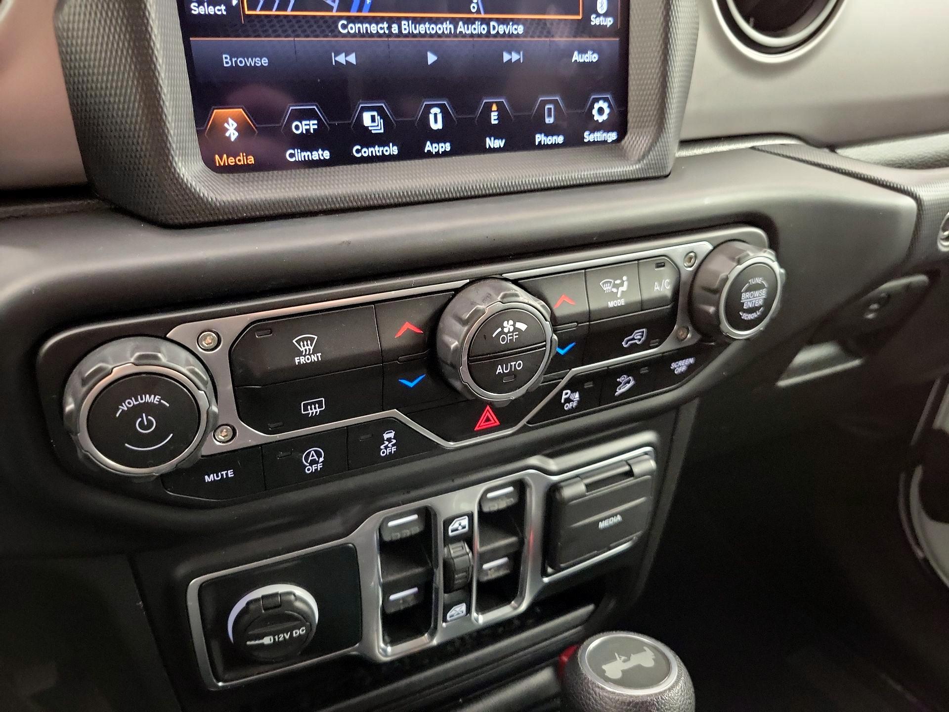 Thumbnail: 2021 Jeep Wrangler - 17