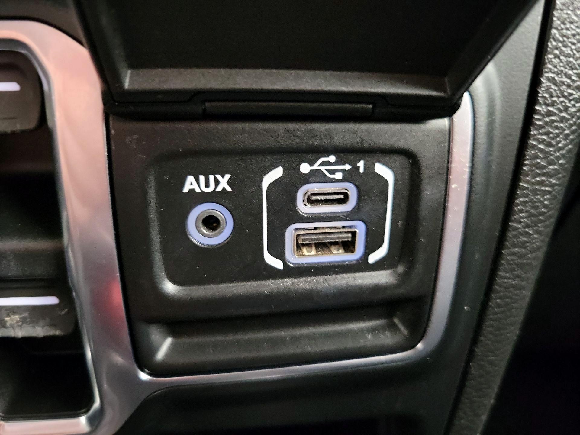 Thumbnail: 2021 Jeep Wrangler - 19