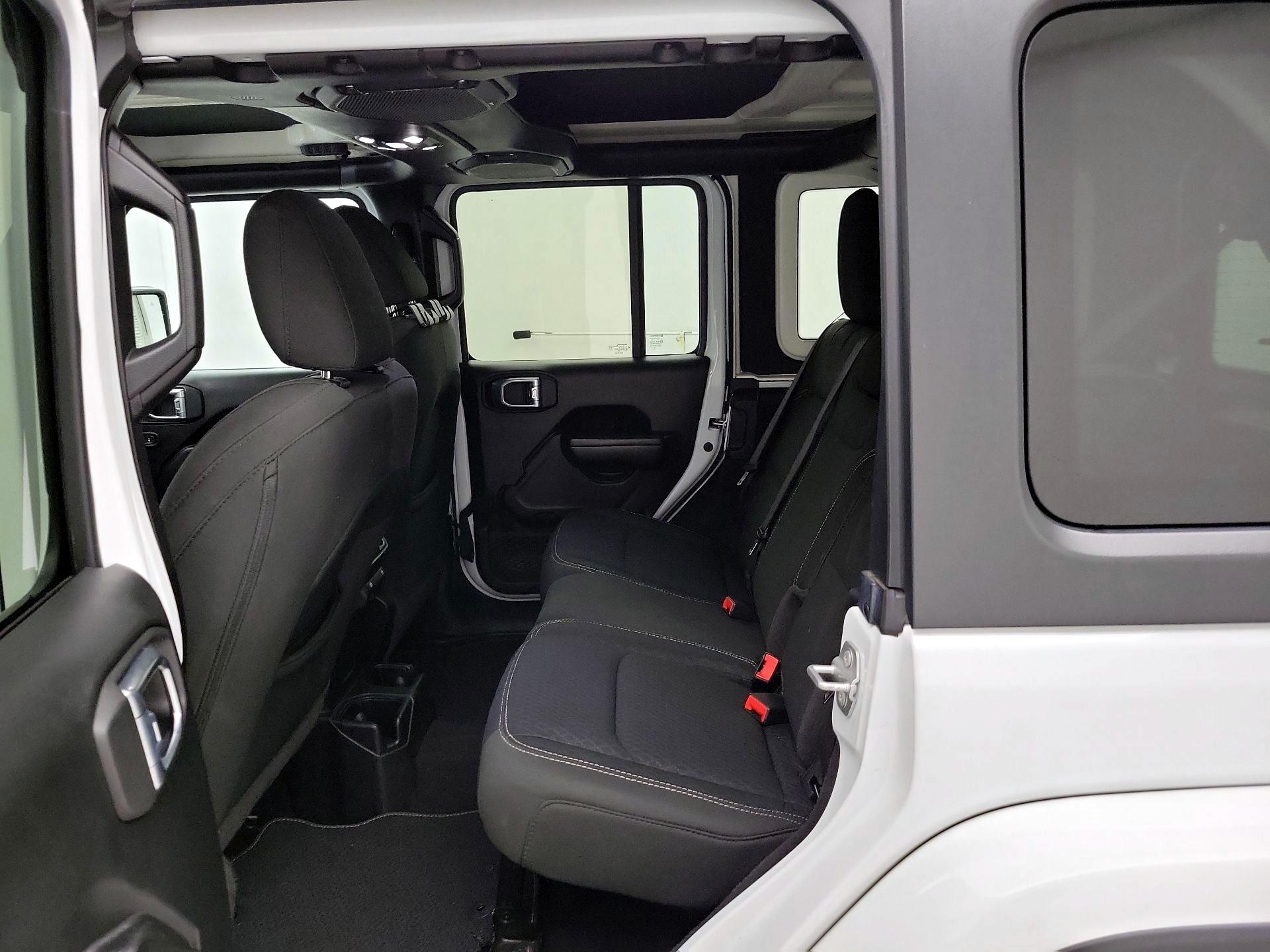 Thumbnail: 2021 Jeep Wrangler - 20