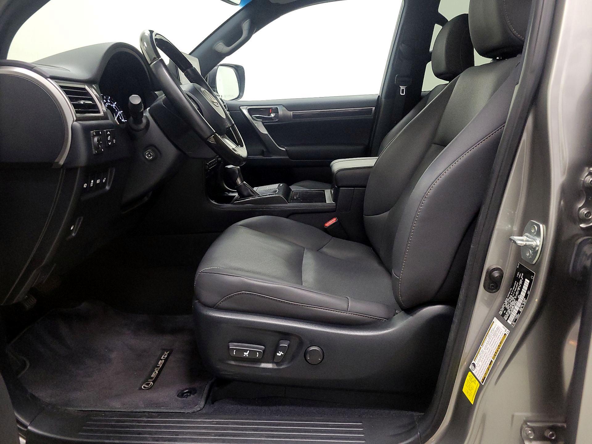 Thumbnail: 2023 Lexus GX - 11