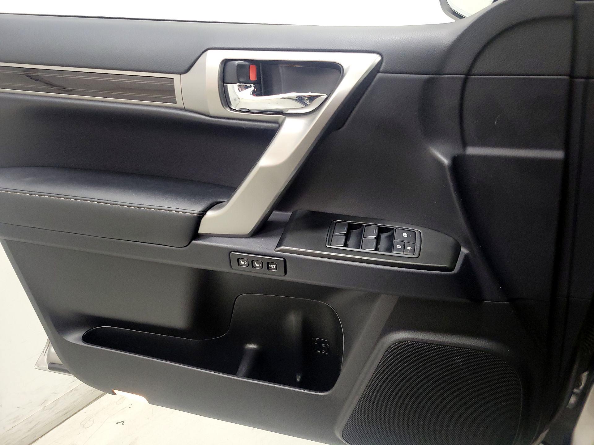 Thumbnail: 2023 Lexus GX - 12